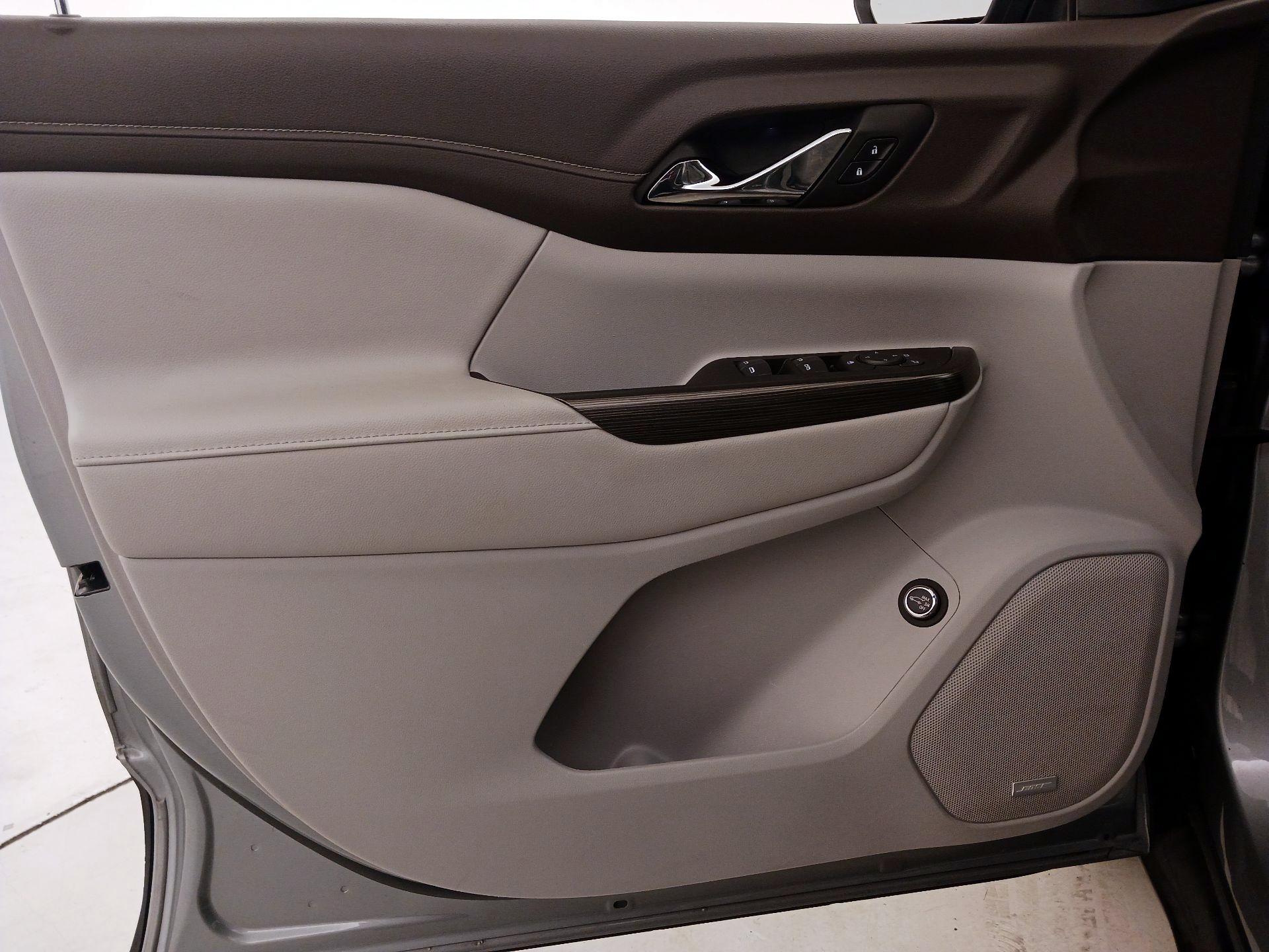 Thumbnail: 2023 GMC Acadia - 12