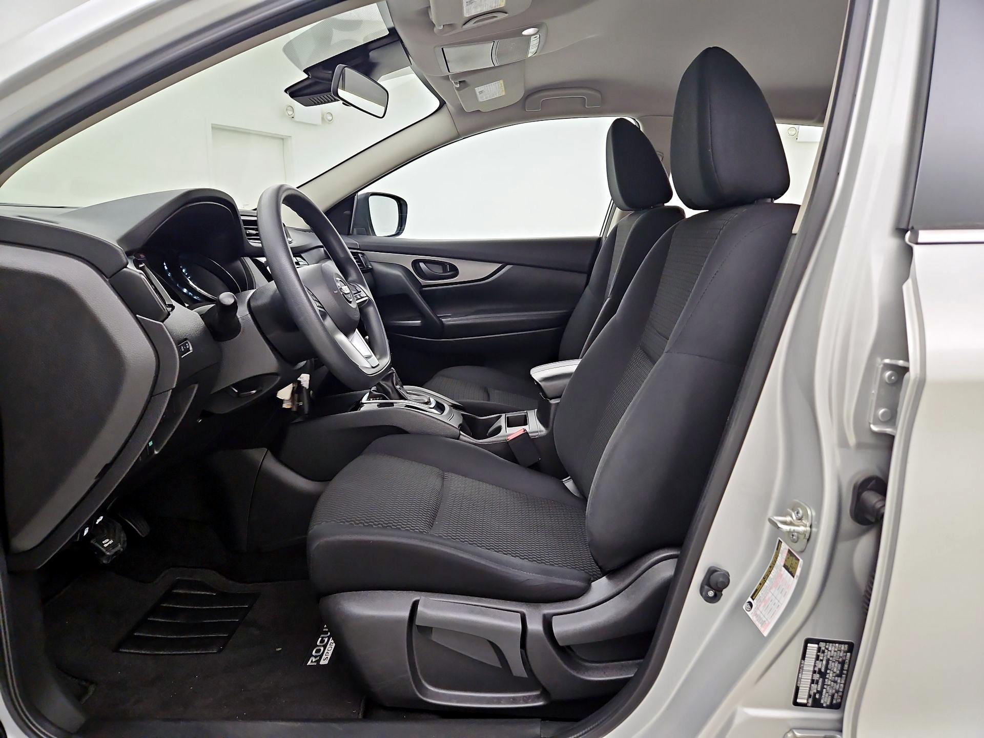 Thumbnail: 2021 Nissan Rogue Sport - 11