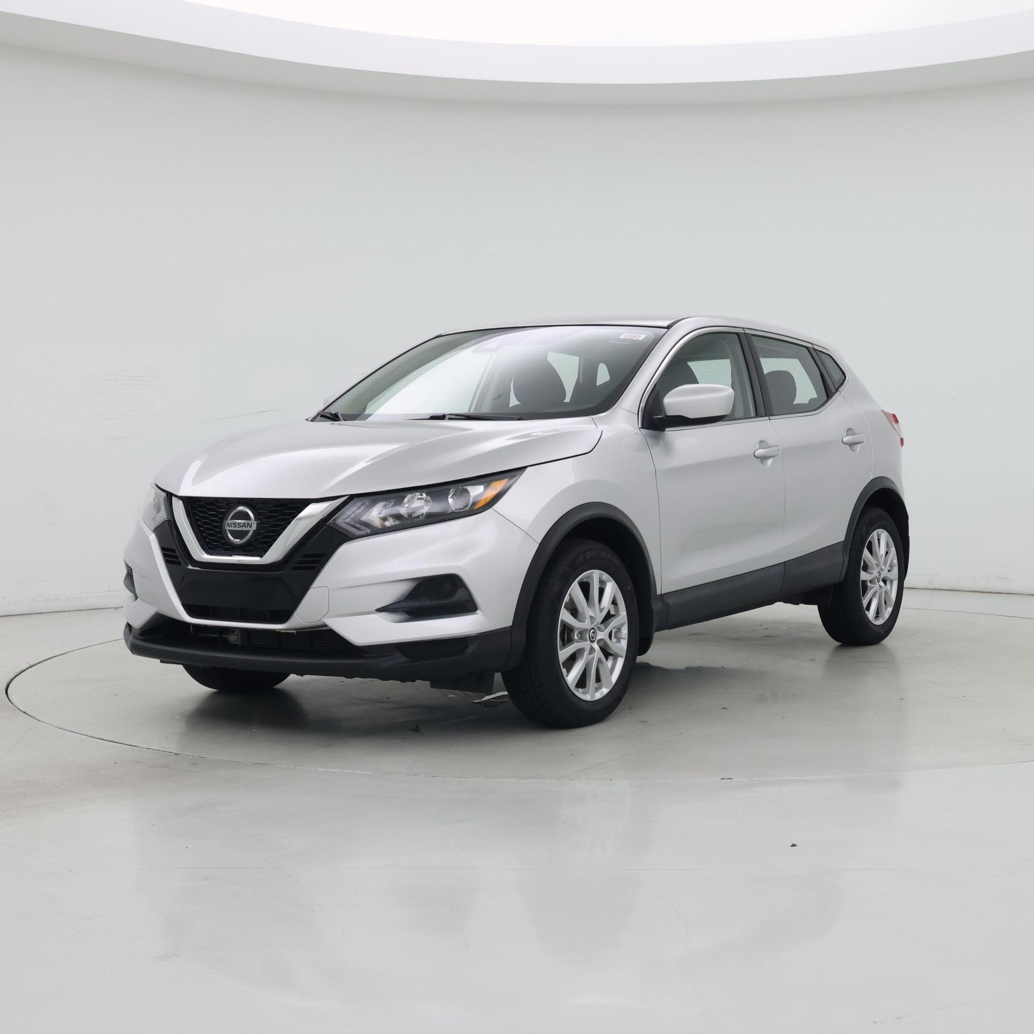 Thumbnail: 2021 Nissan Rogue Sport - 4