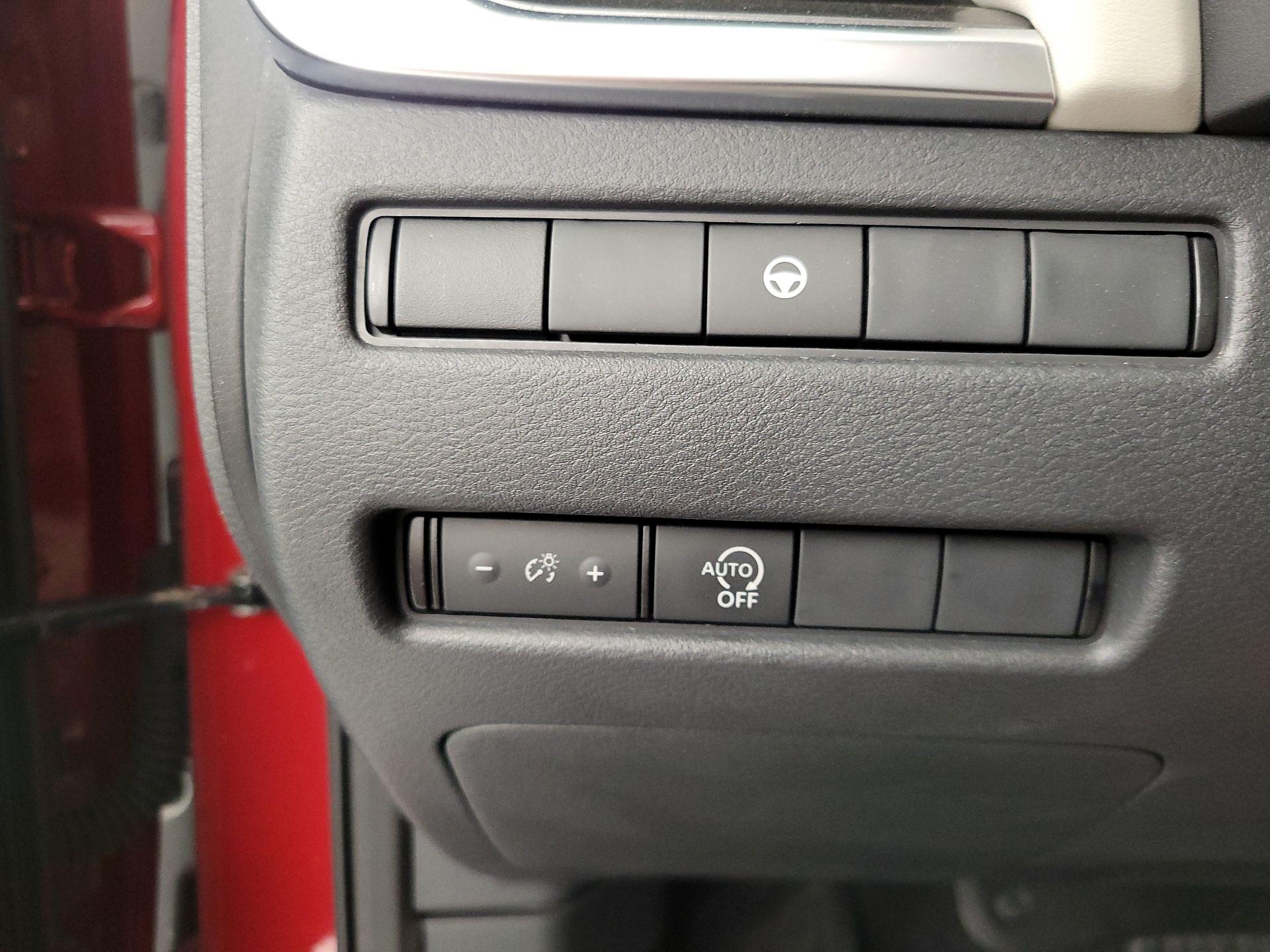 Thumbnail: 2023 Nissan Rogue - 13