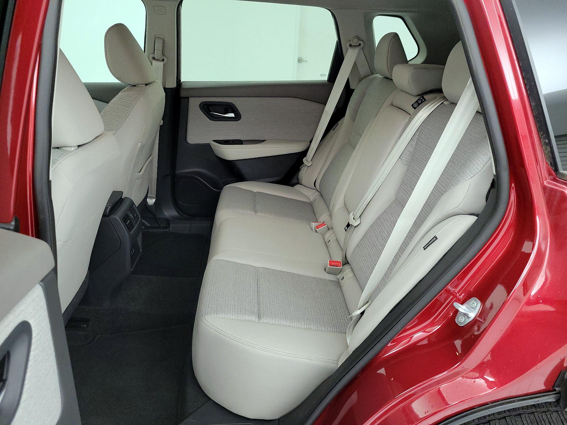 Thumbnail: 2023 Nissan Rogue - 19