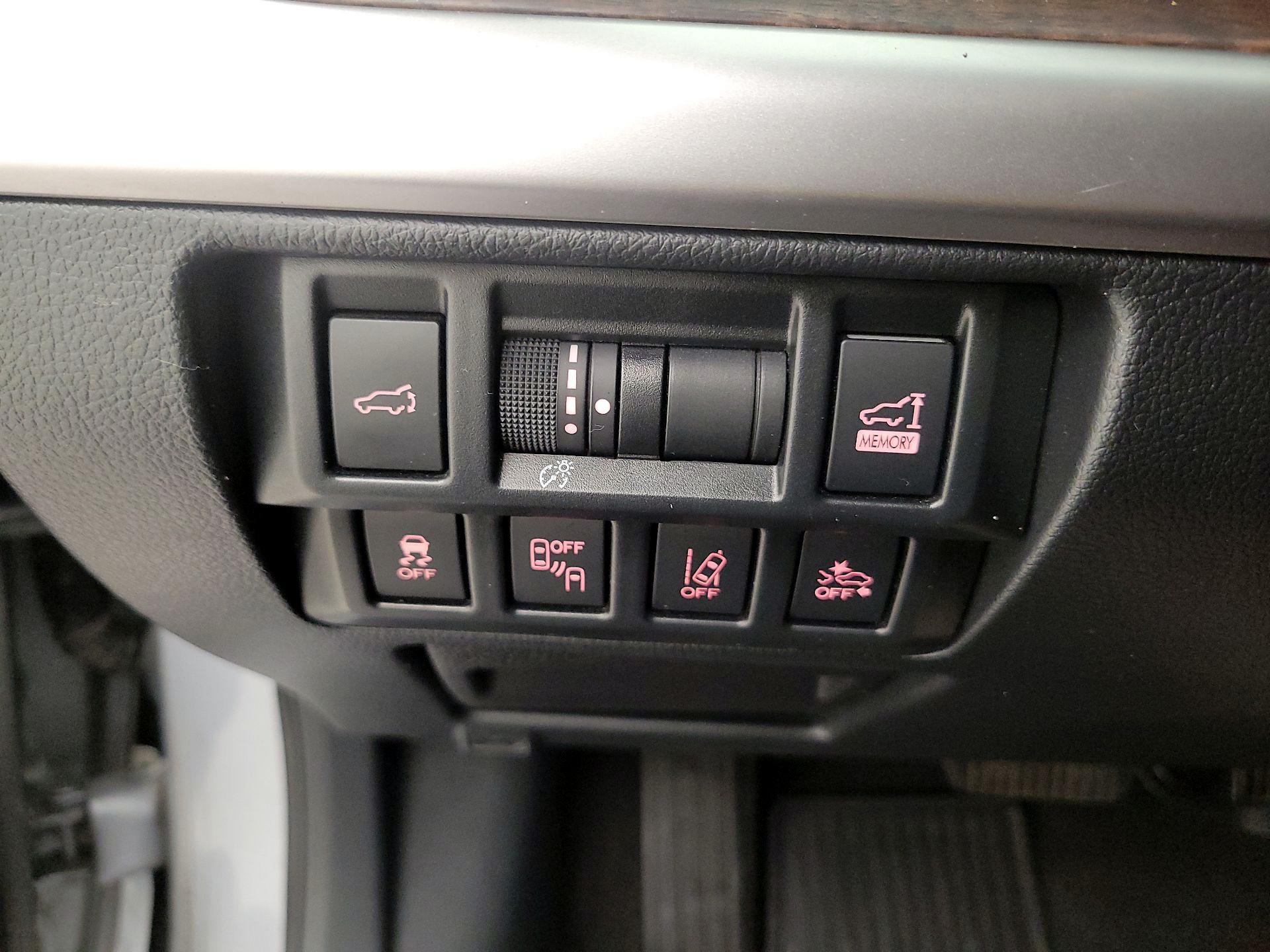 Thumbnail: 2019 Subaru Outback - 13