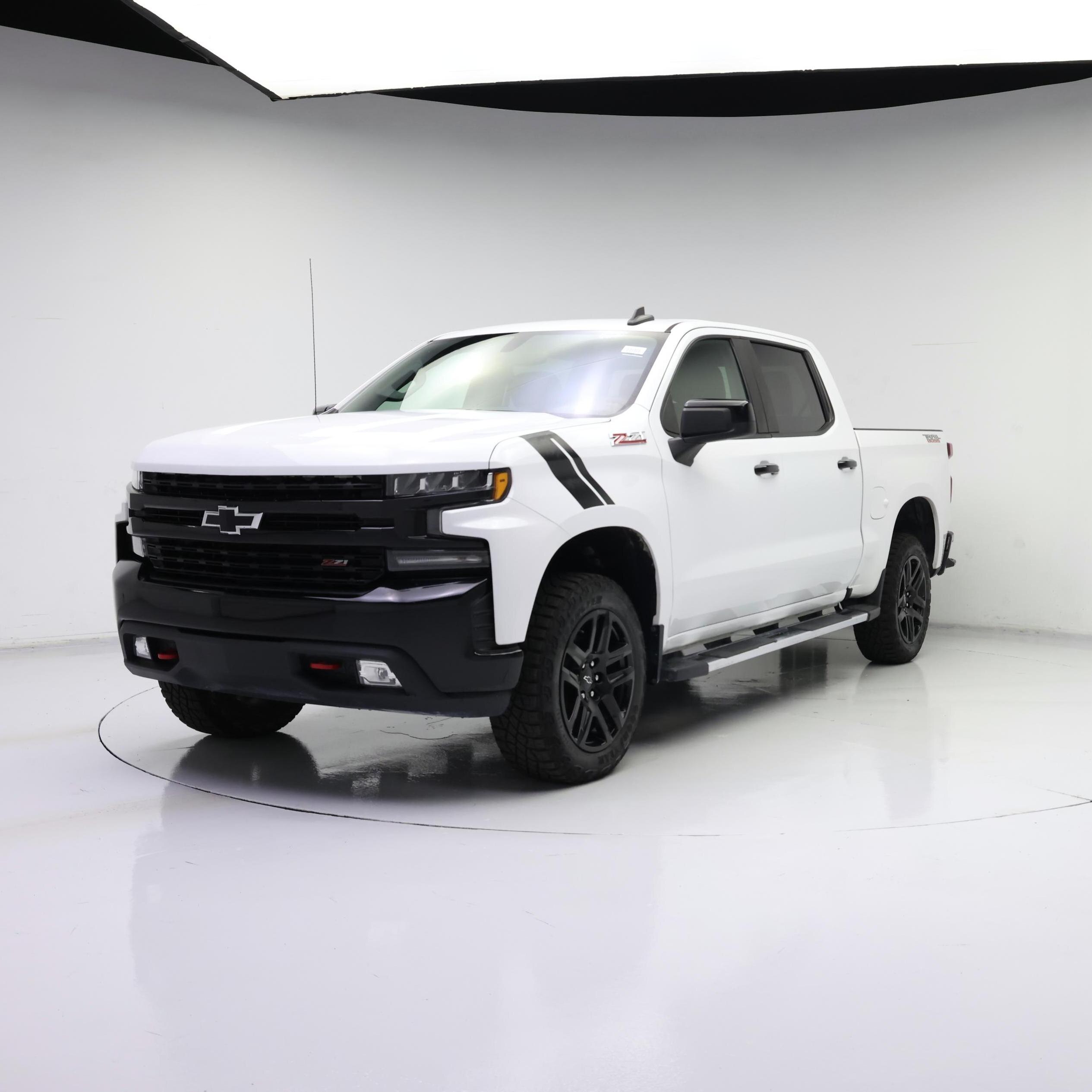 Thumbnail: 2022 Chevrolet Silverado 1500 - 4