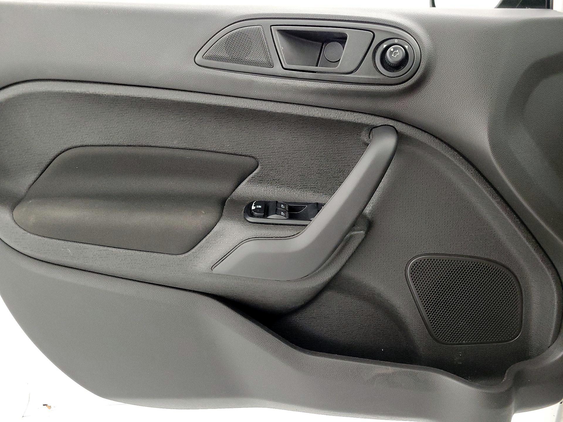 Thumbnail: 2019 Ford Fiesta - 12