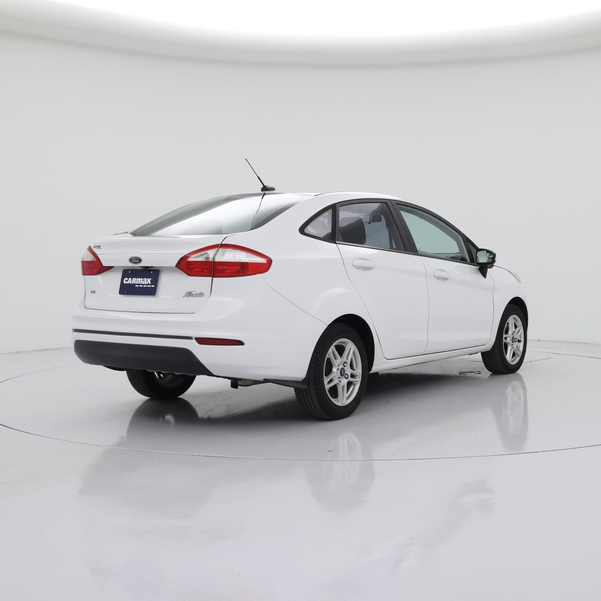 Thumbnail: 2019 Ford Fiesta - 8