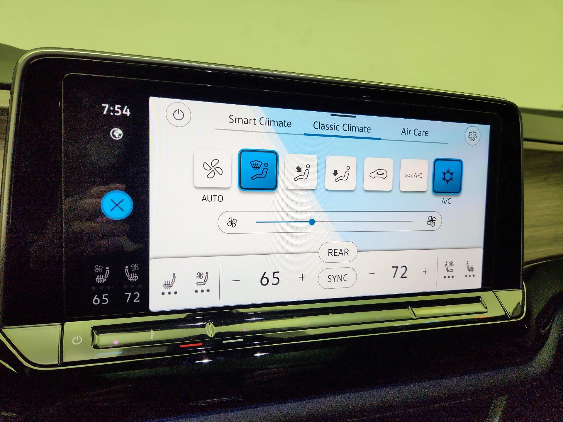 Thumbnail: 2024 Volkswagen Atlas - 17