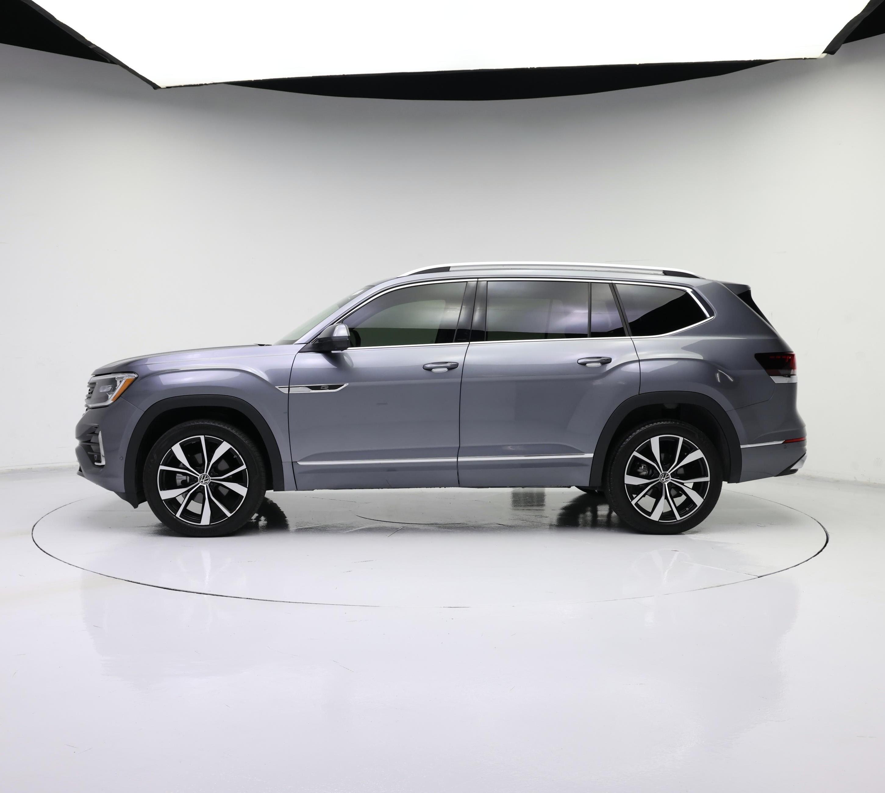 Thumbnail: 2024 Volkswagen Atlas - 3