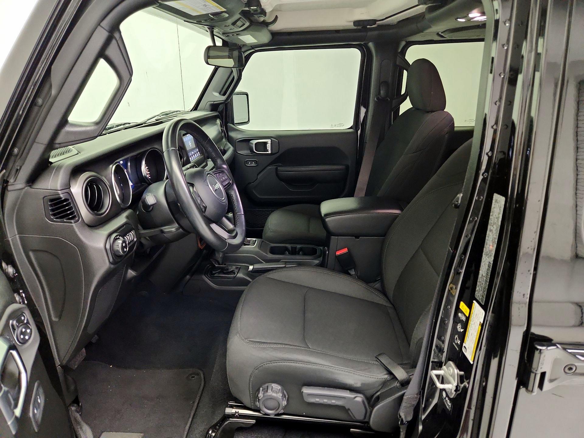 Thumbnail: 2022 Jeep Gladiator - 11