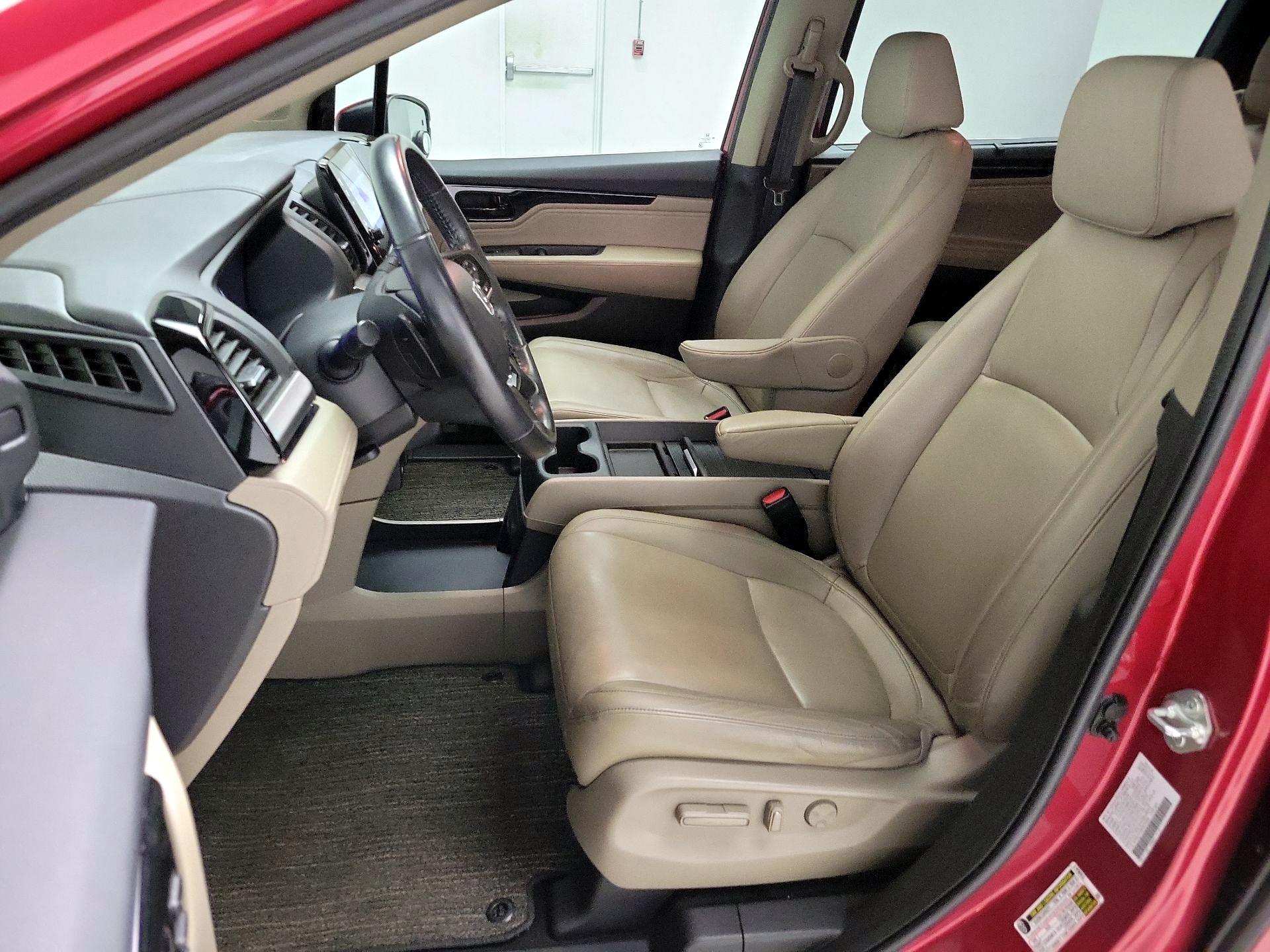 Thumbnail: 2023 Honda Odyssey - 11