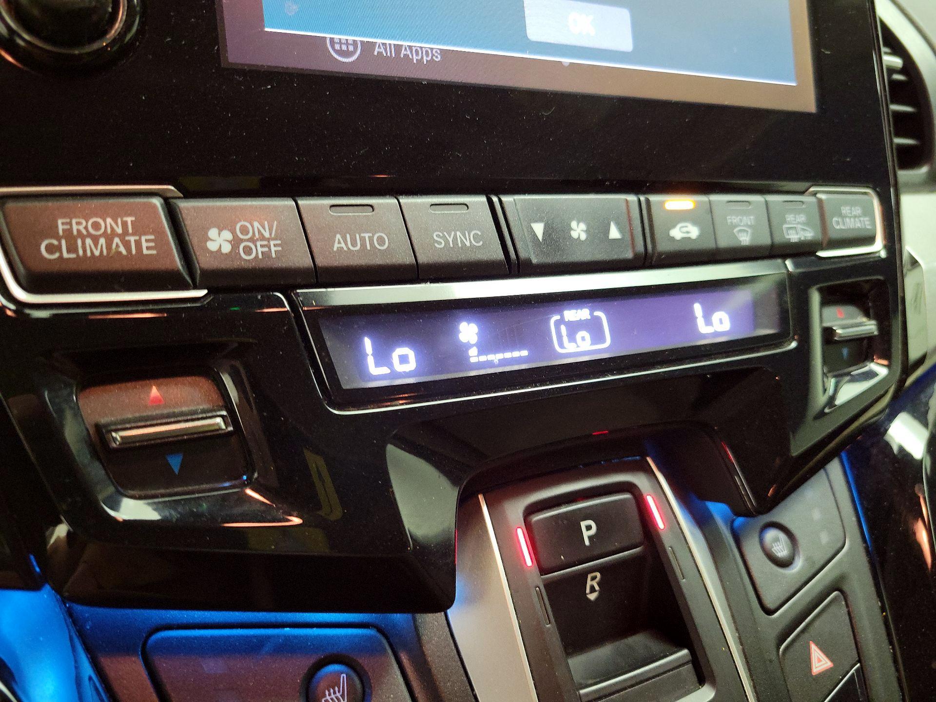 Thumbnail: 2023 Honda Odyssey - 17