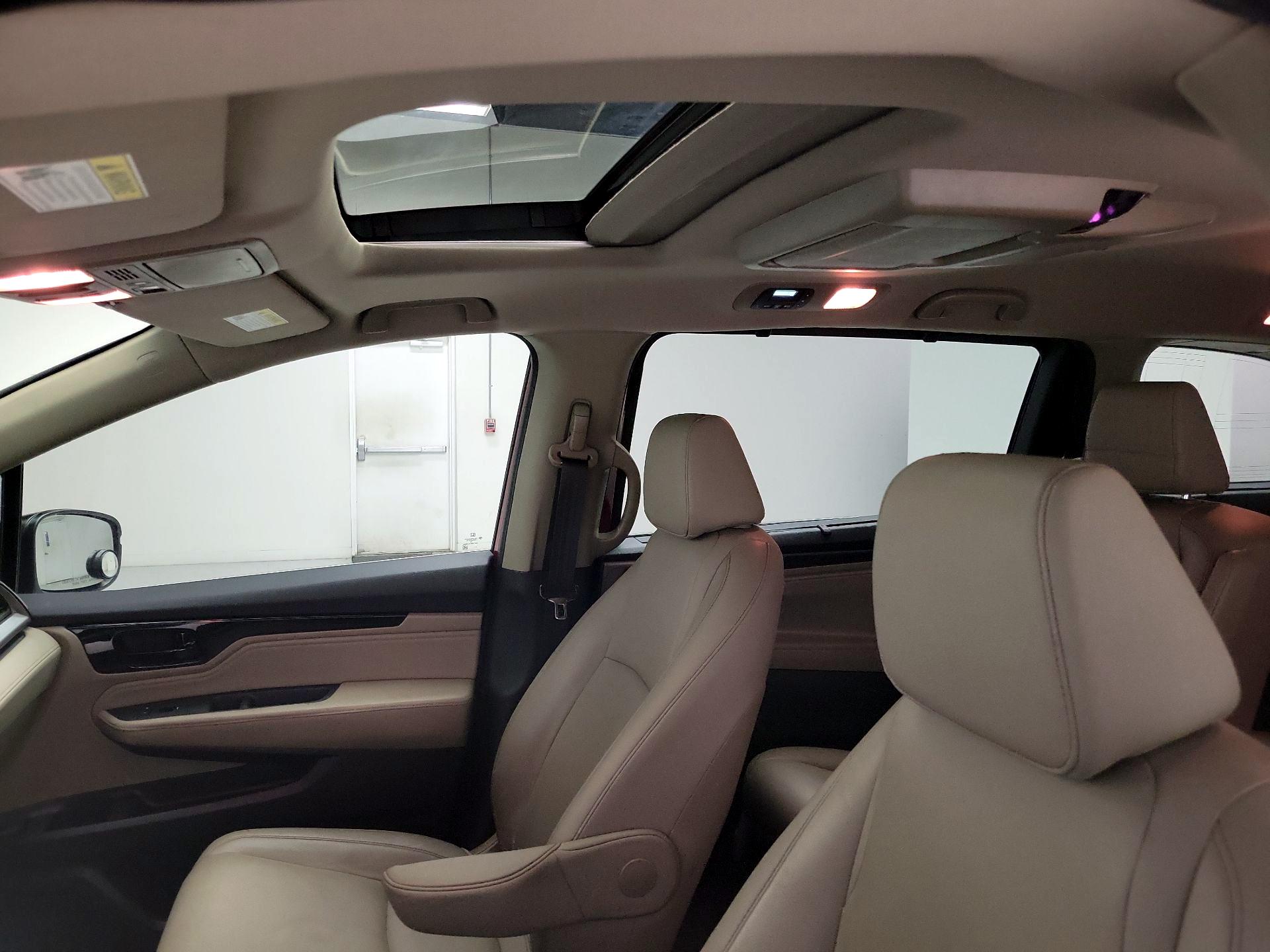 Thumbnail: 2023 Honda Odyssey - 20