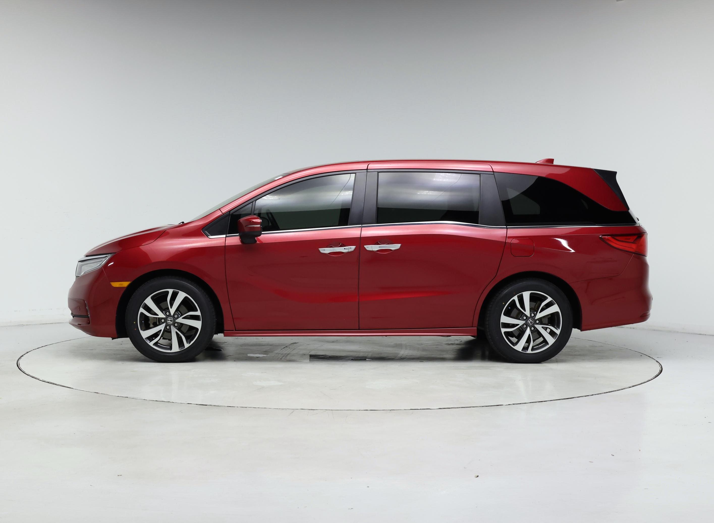 Thumbnail: 2023 Honda Odyssey - 3