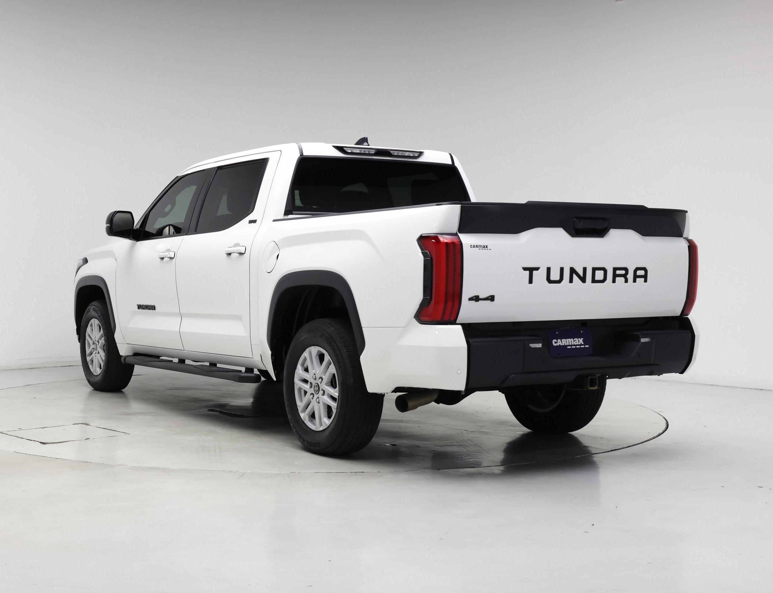 Thumbnail: 2024 Toyota Tundra - 2