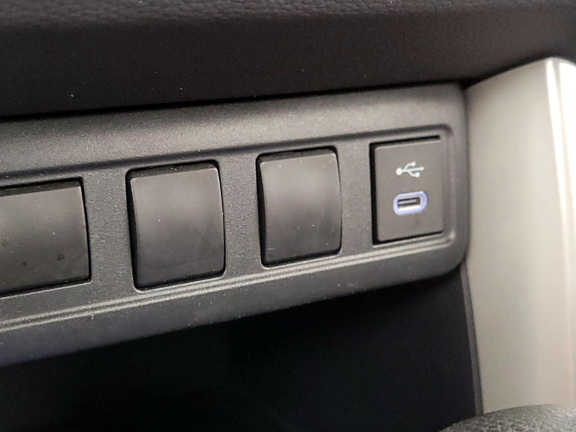 Thumbnail: 2024 Toyota Corolla Cross - 18