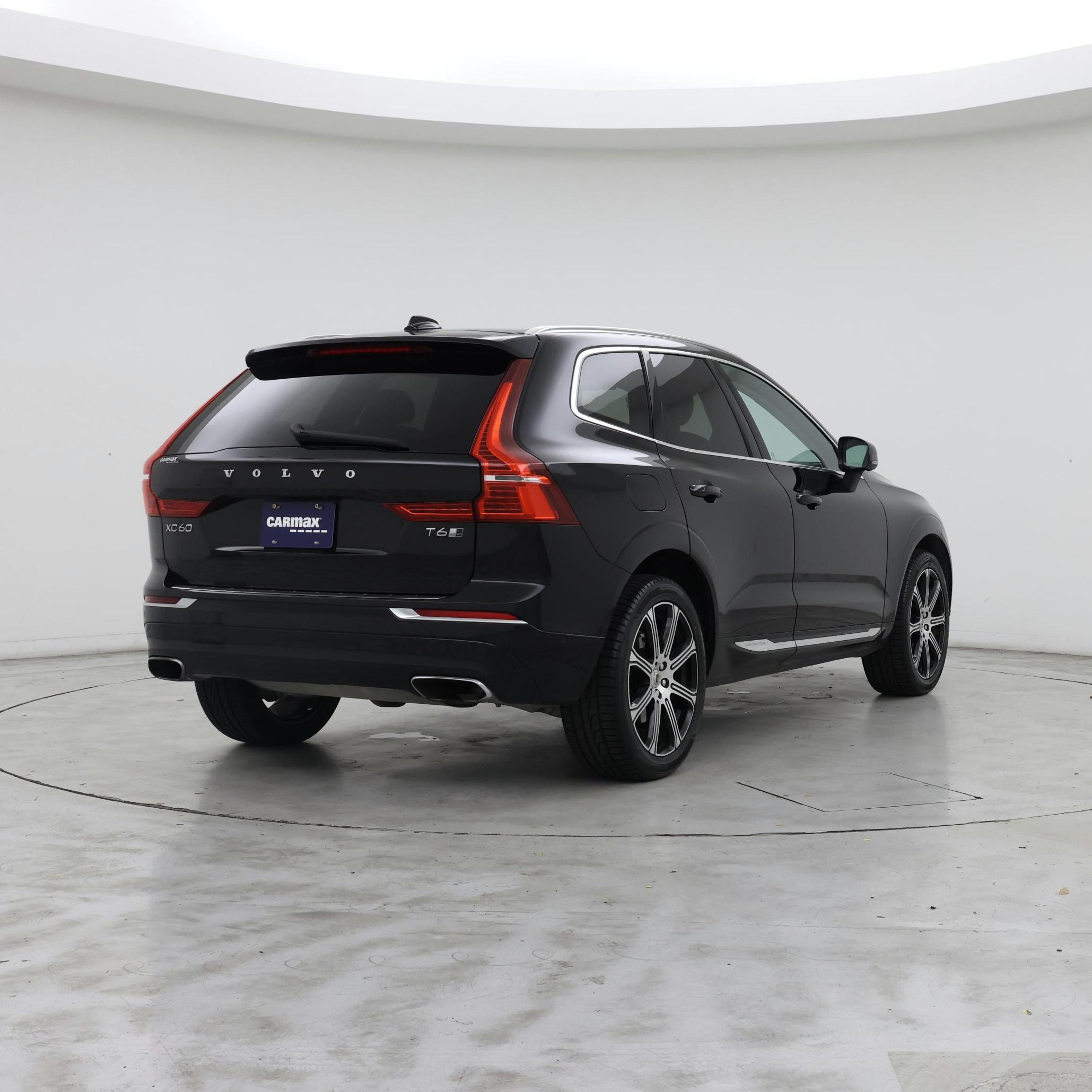 Thumbnail: 2018 Volvo XC60 - 8