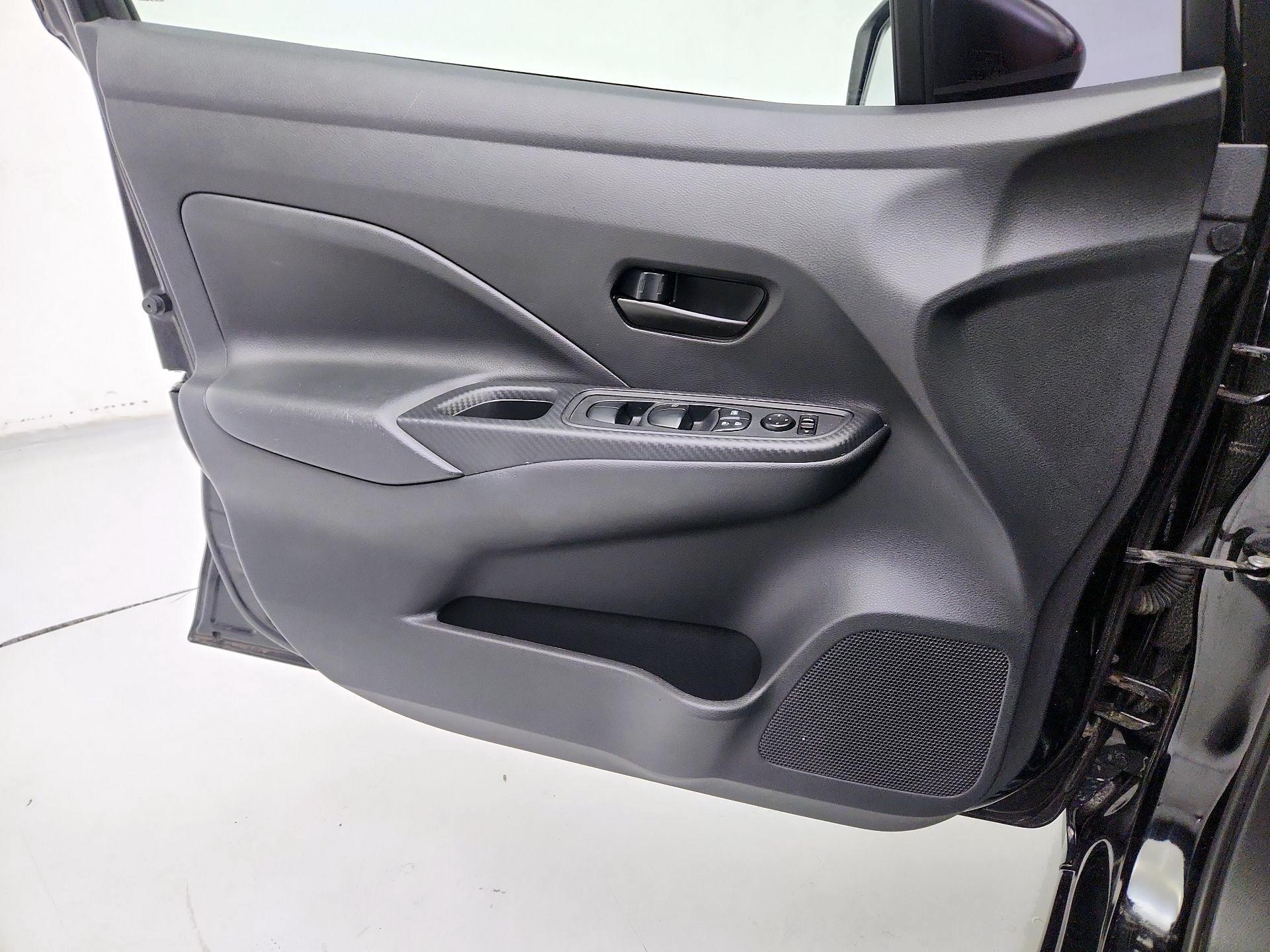 Thumbnail: 2020 Nissan Versa - 12