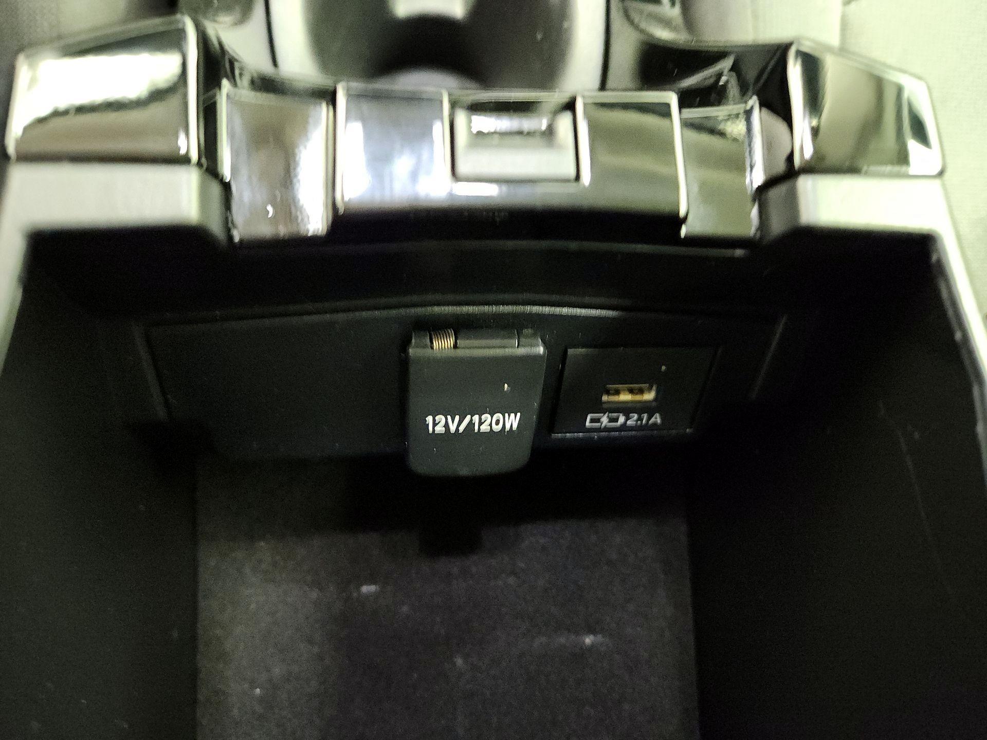 Thumbnail: 2021 Toyota Corolla - 18