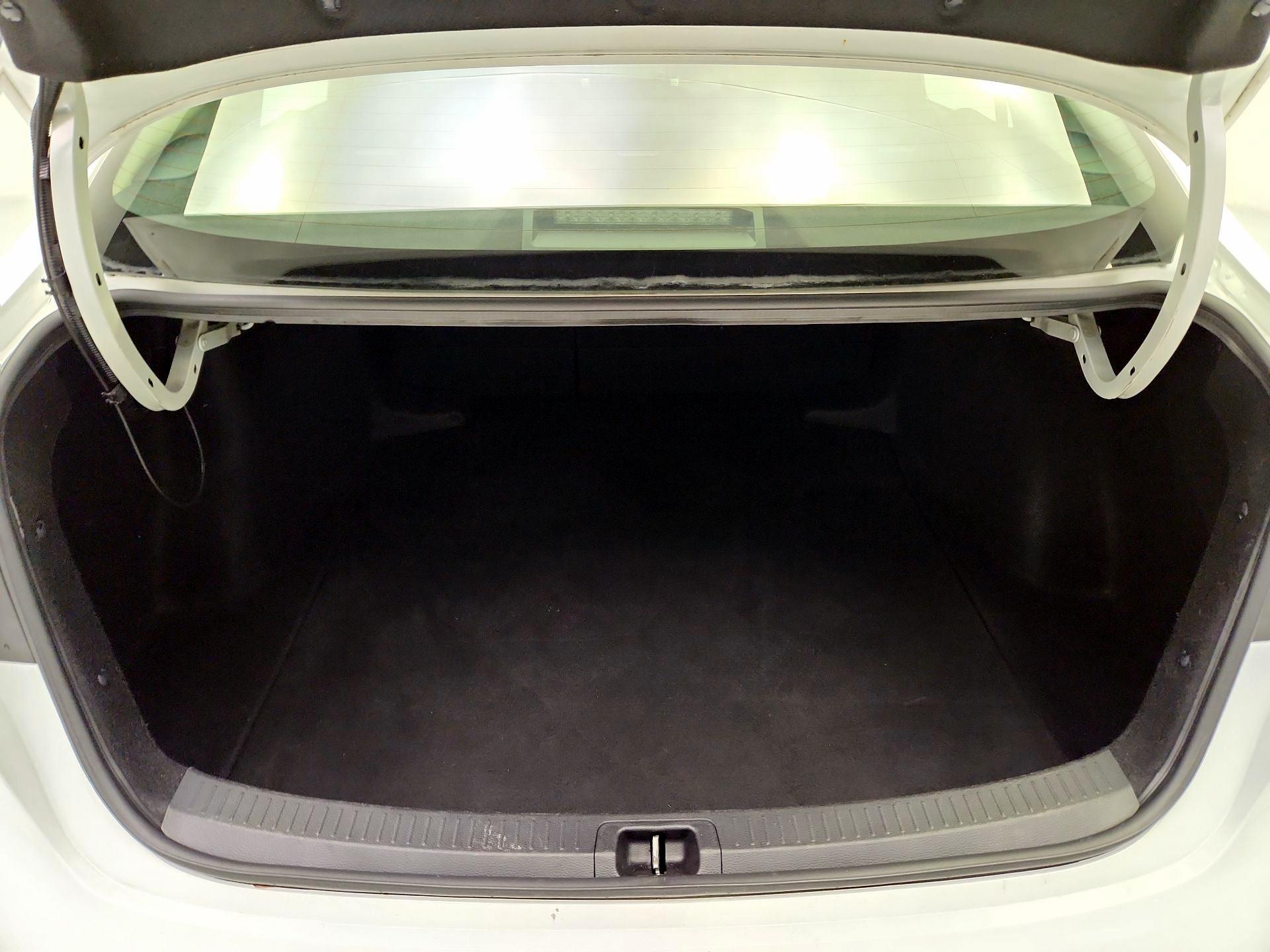 Thumbnail: 2021 Toyota Corolla - 20