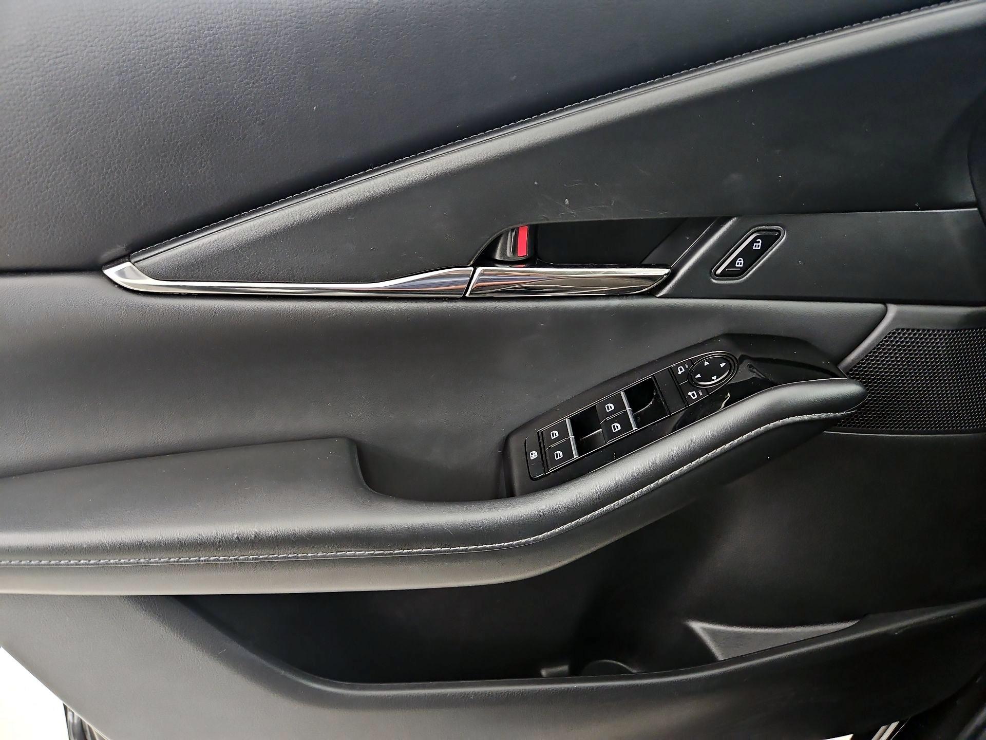 Thumbnail: 2022 Mazda CX-30 - 12