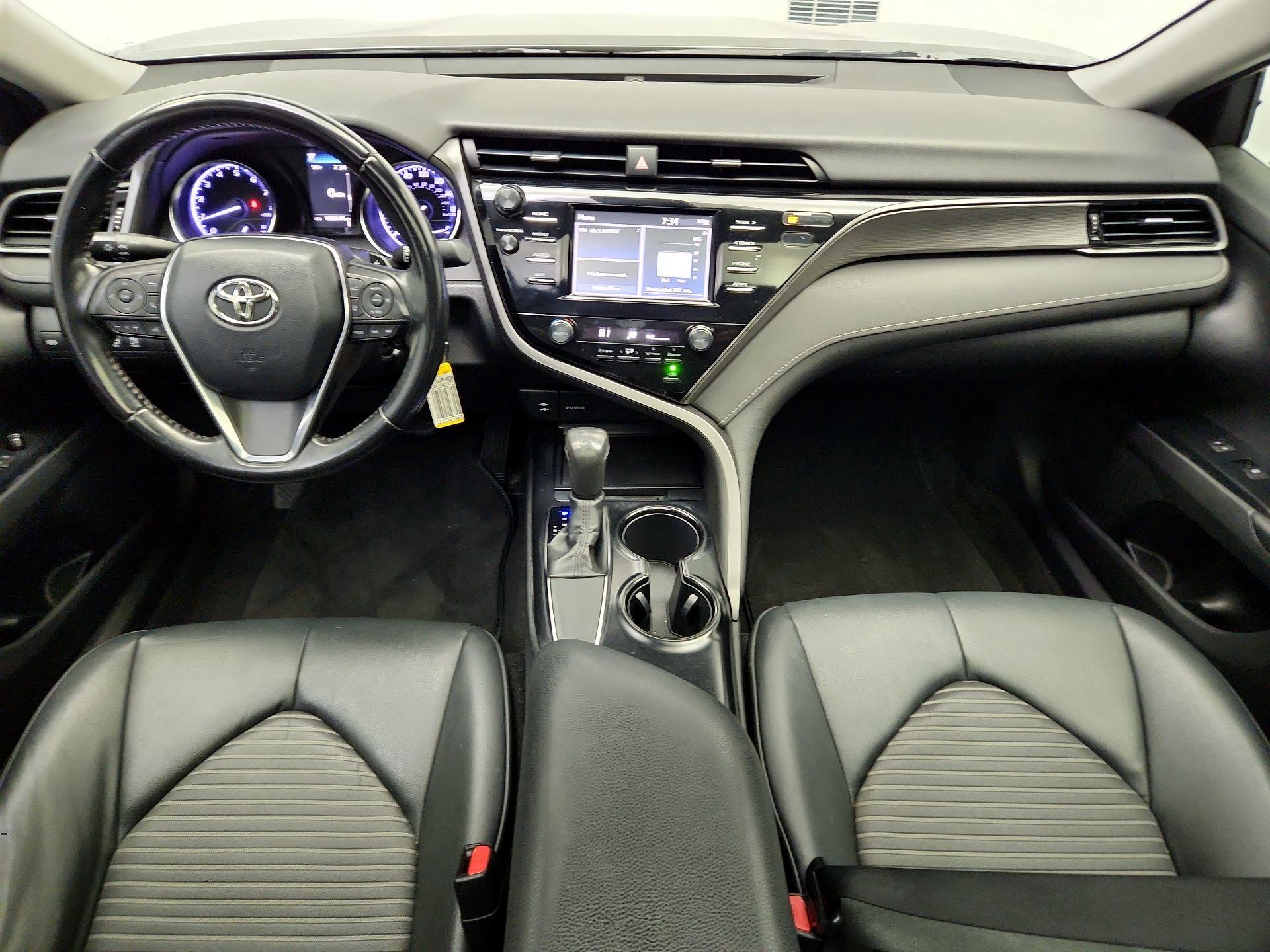 Thumbnail: 2019 Toyota Camry - 9