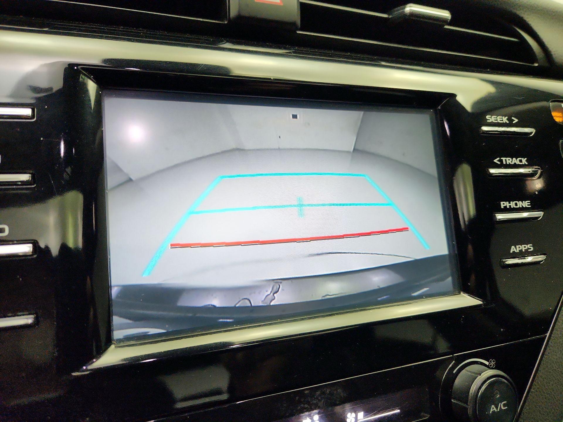 Thumbnail: 2019 Toyota Camry - 14