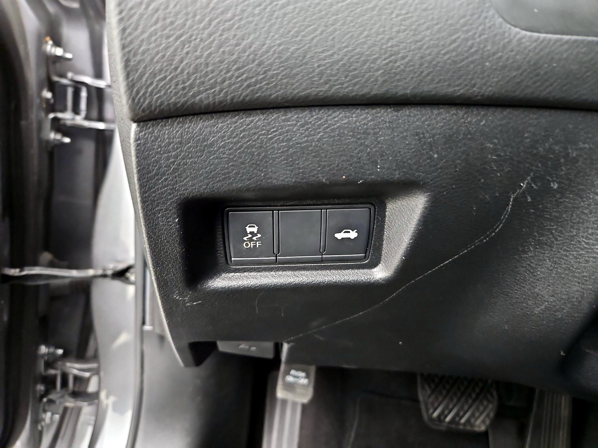 Thumbnail: 2020 INFINITI Q50 - 13