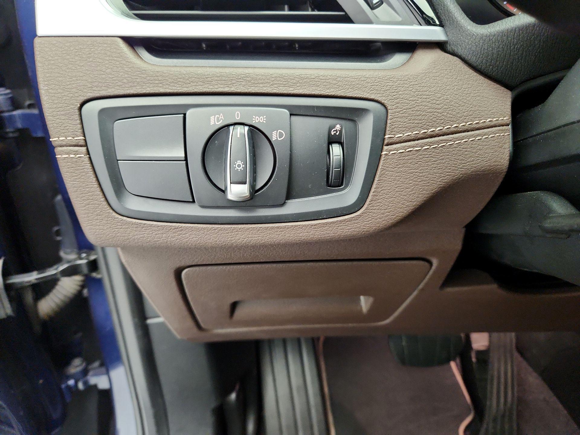 Thumbnail: 2021 BMW X1 - 13