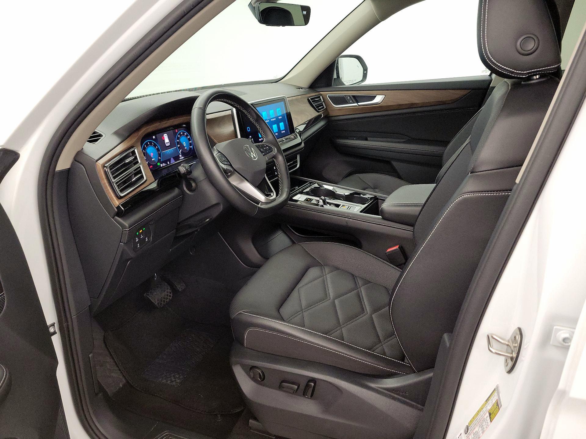 Thumbnail: 2024 Volkswagen Atlas - 11