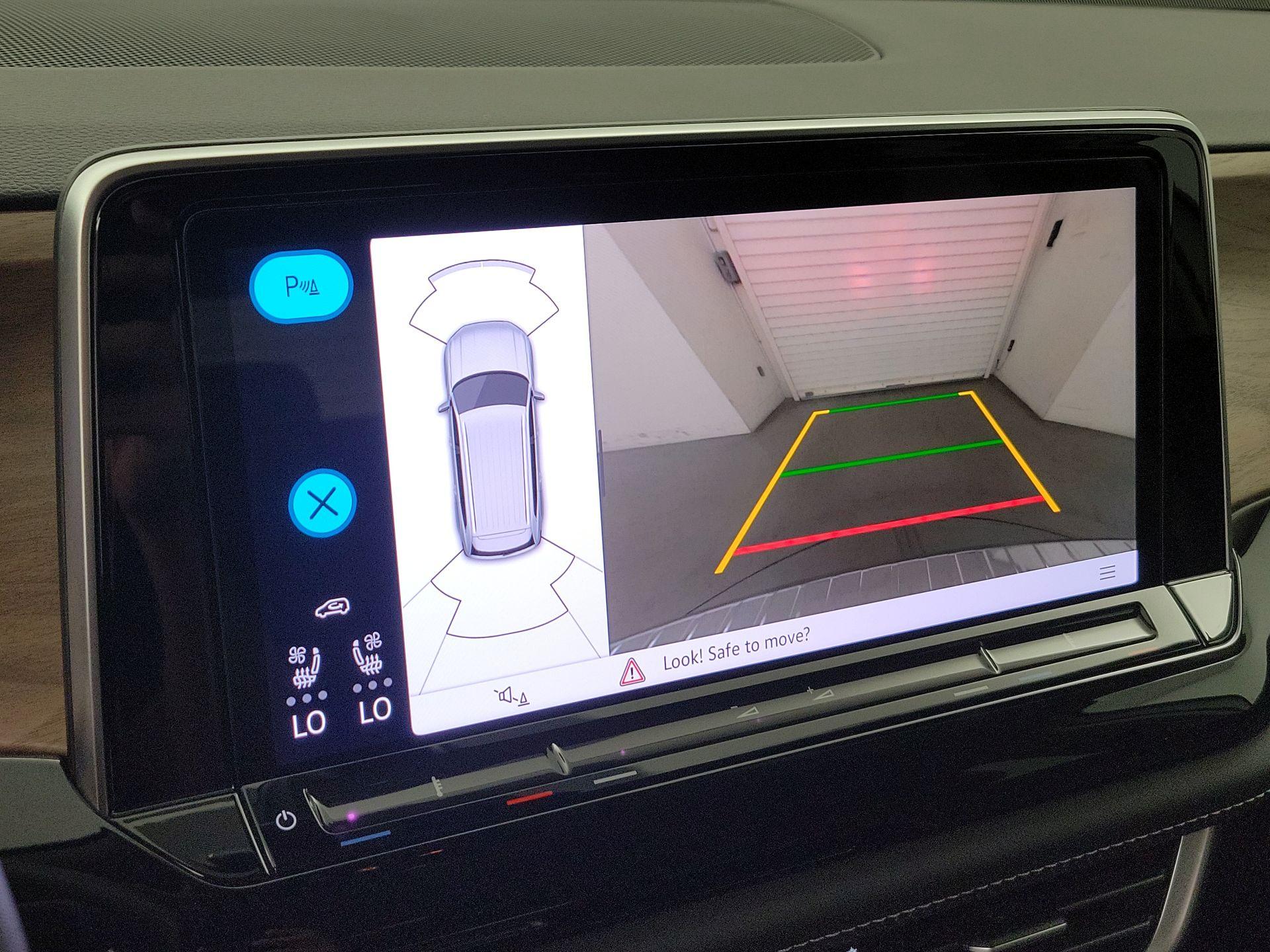 Thumbnail: 2024 Volkswagen Atlas - 14