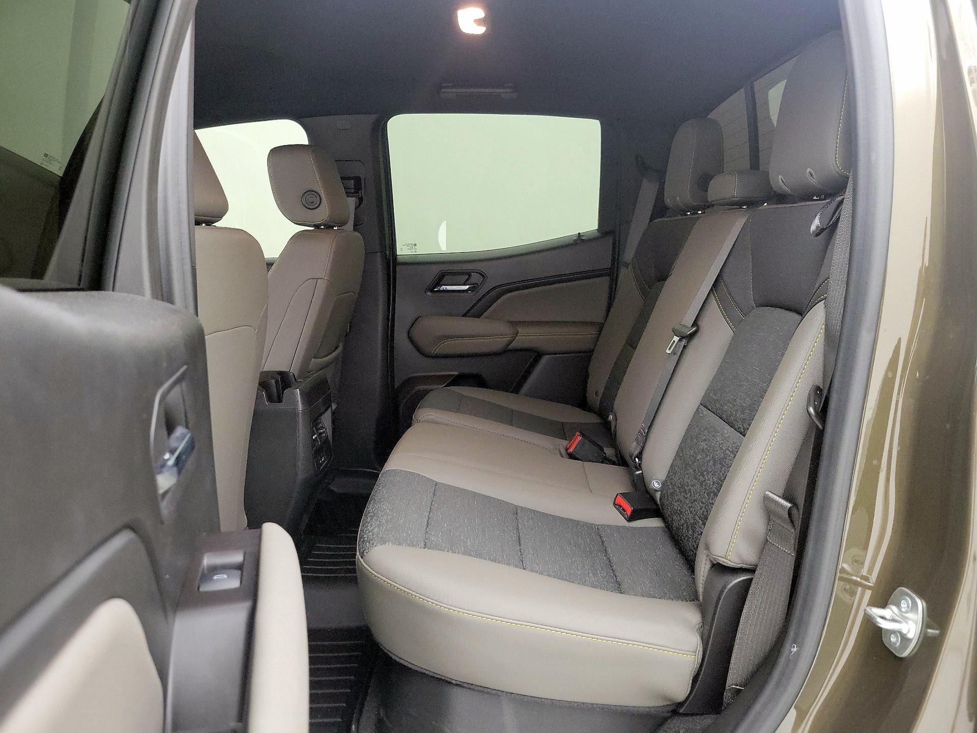 Thumbnail: 2024 Chevrolet Colorado - 20