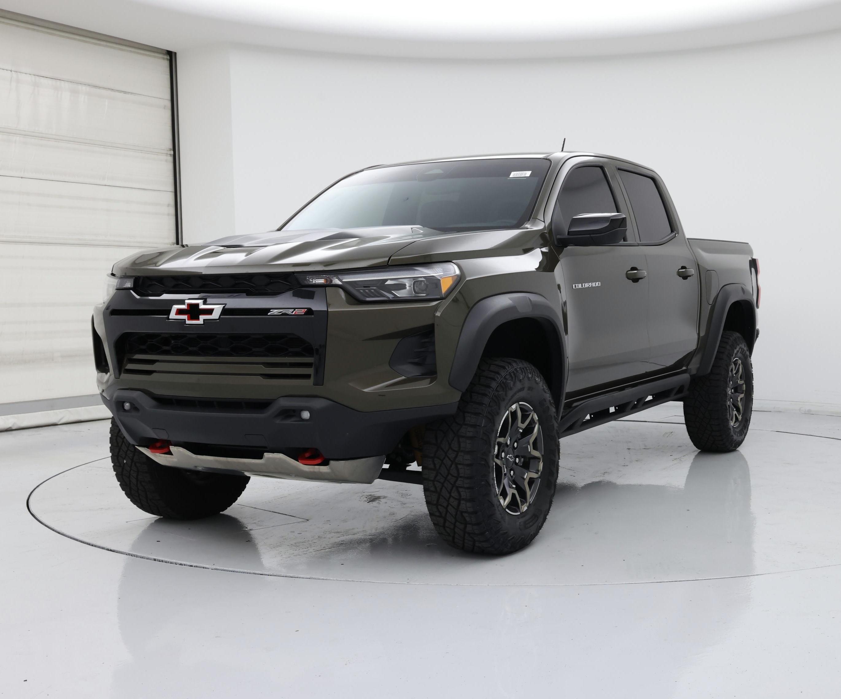 Thumbnail: 2024 Chevrolet Colorado - 4