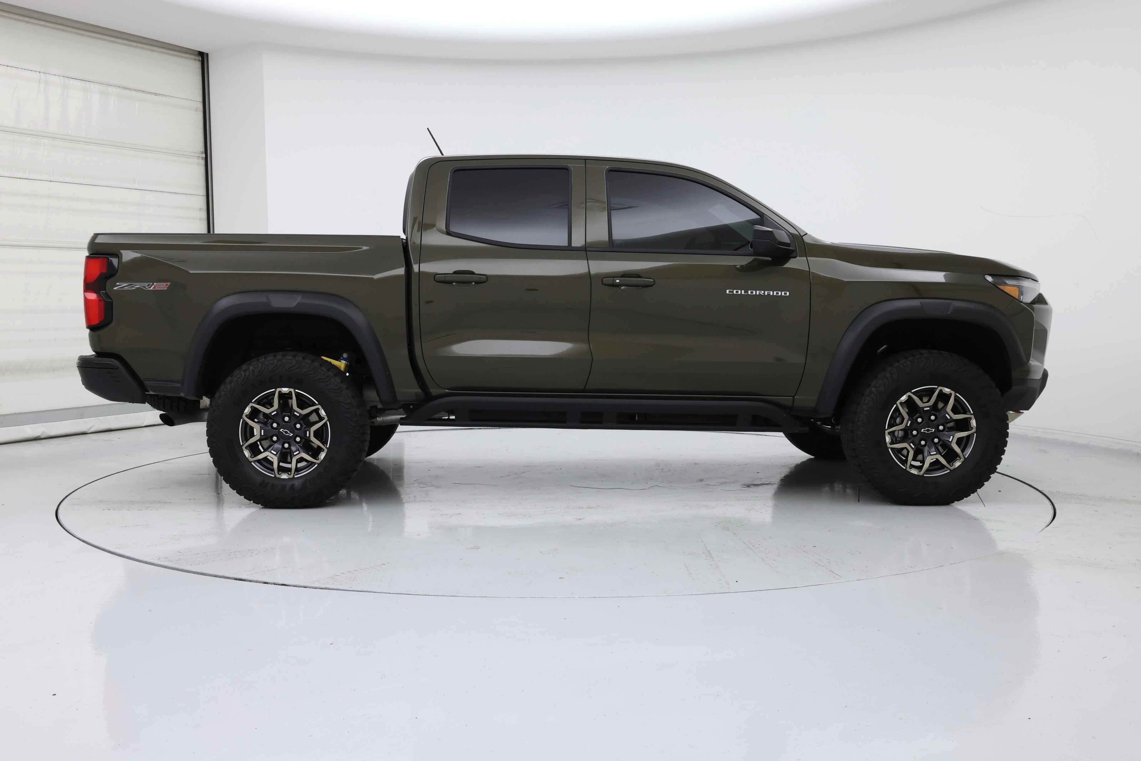 Thumbnail: 2024 Chevrolet Colorado - 7