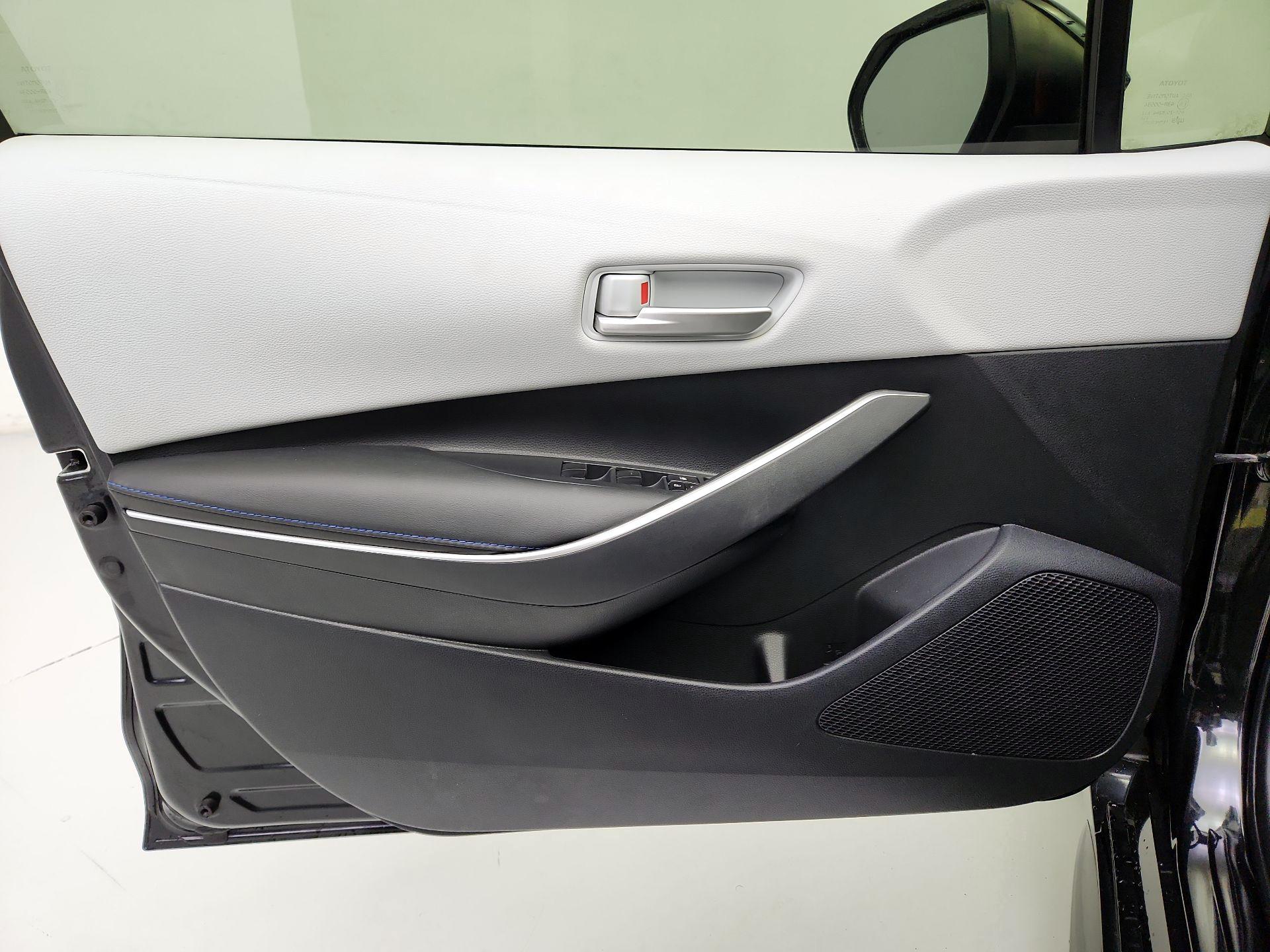 Thumbnail: 2021 Toyota Corolla - 12