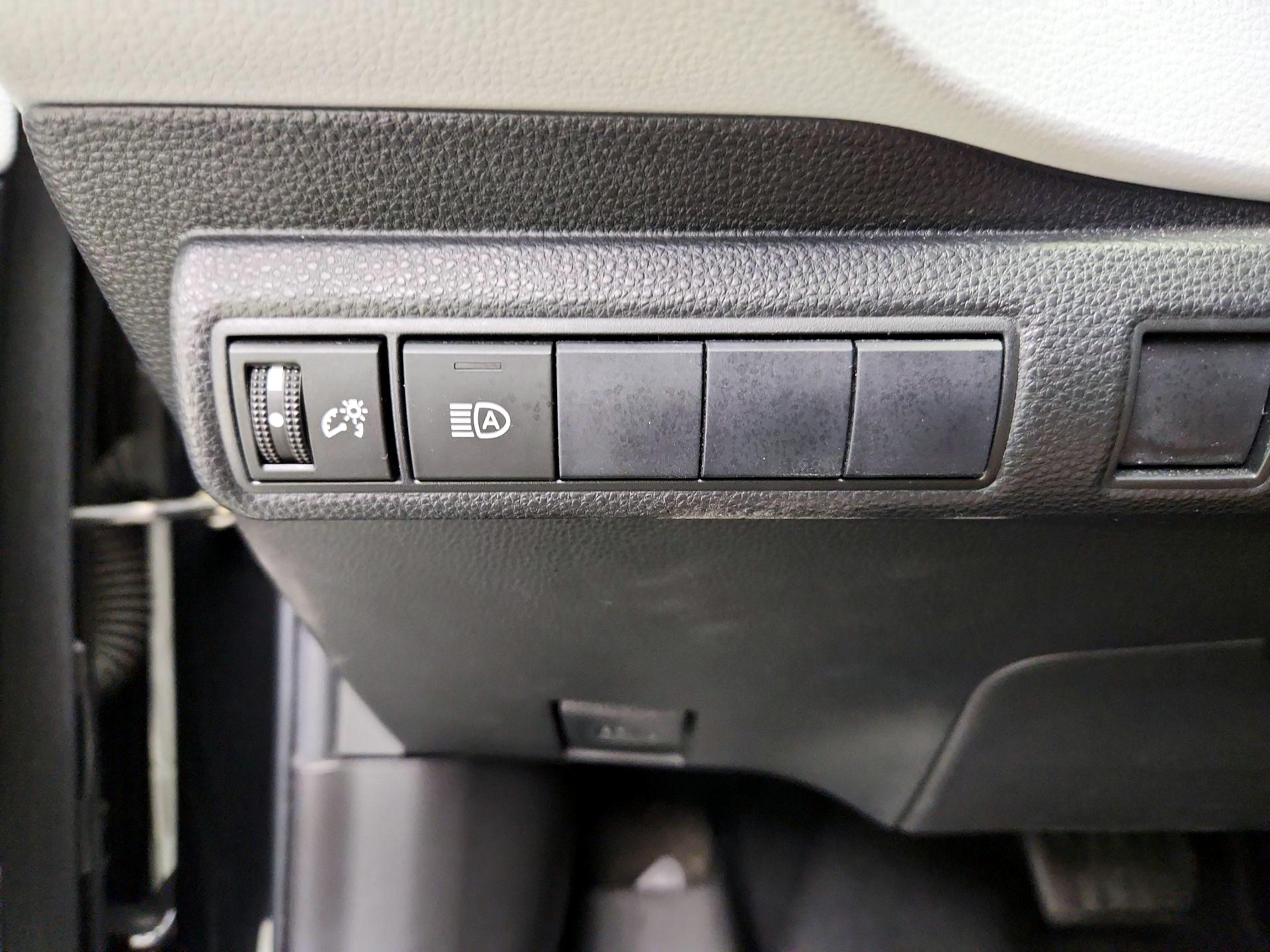 Thumbnail: 2021 Toyota Corolla - 13