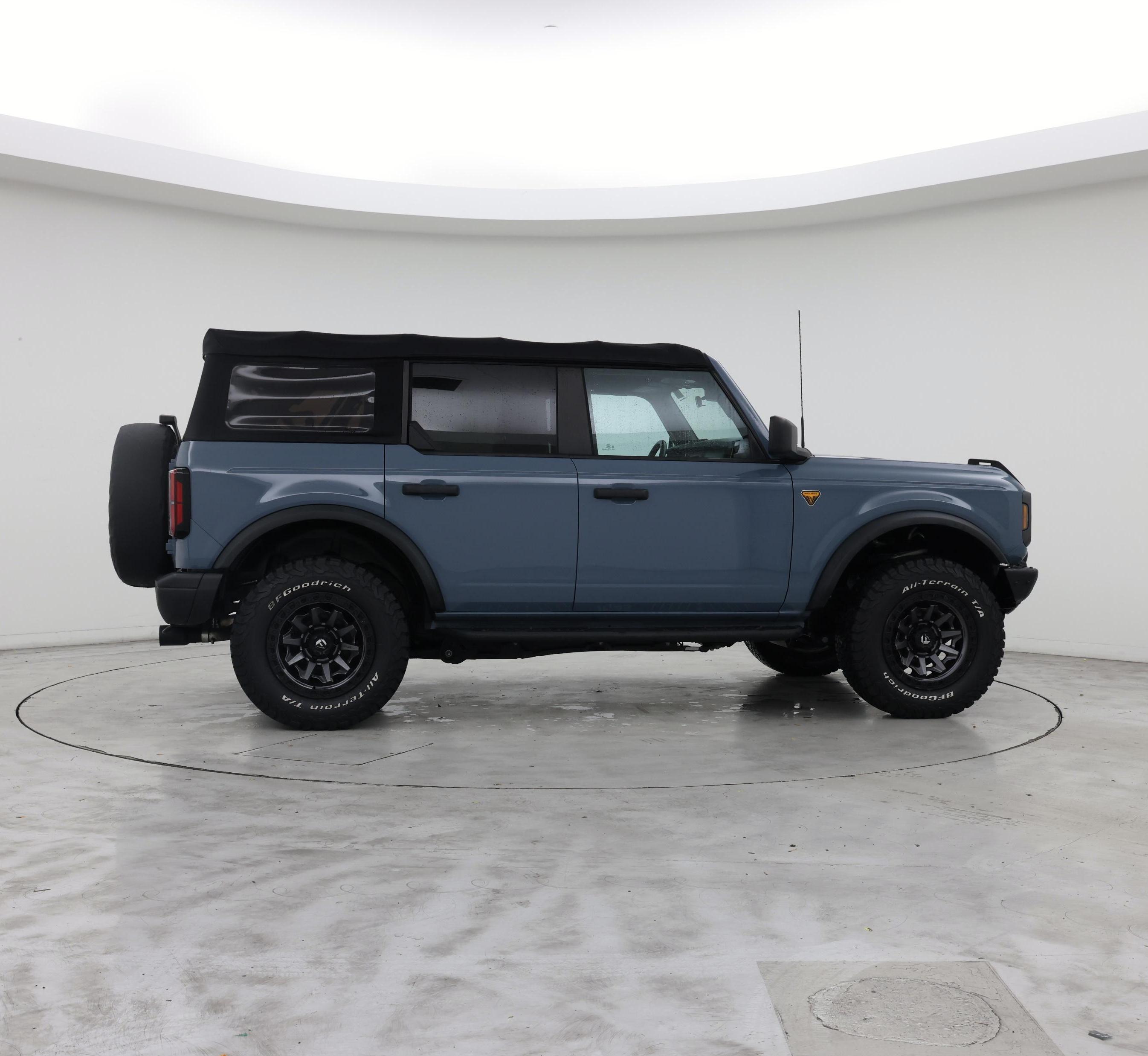 Thumbnail: 2022 Ford Bronco - 7