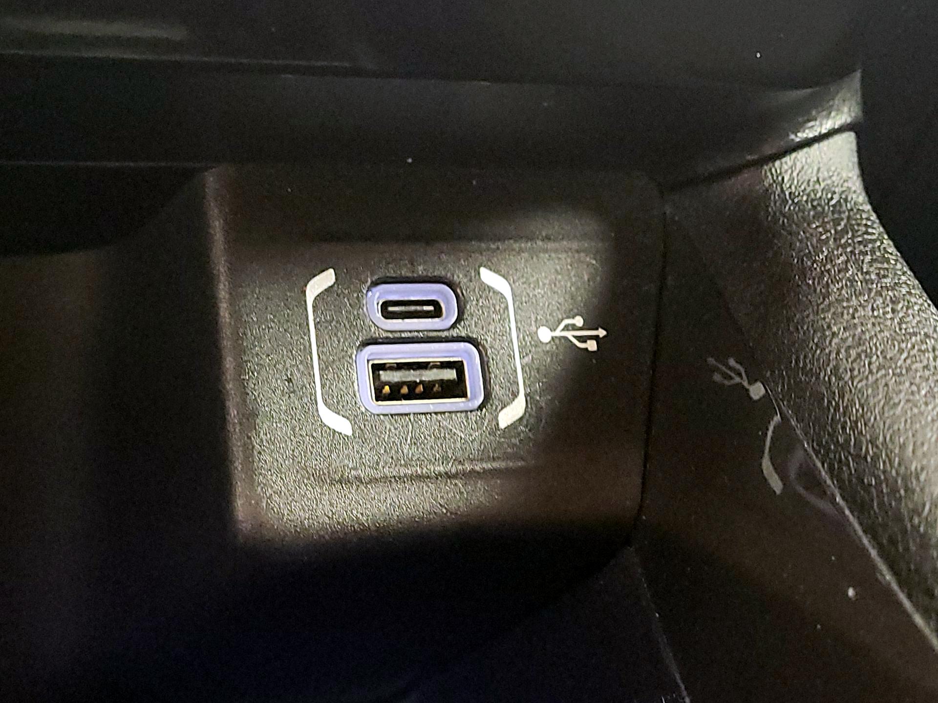 Thumbnail: 2023 Jeep Compass - 18