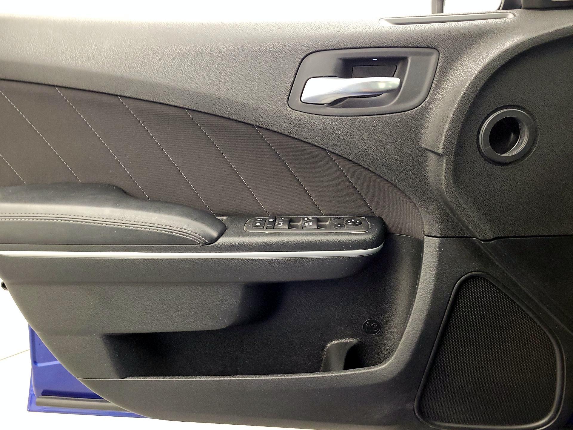 Thumbnail: 2022 Dodge Charger - 12