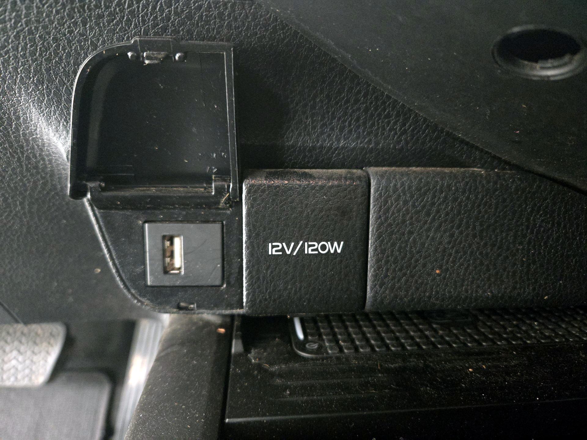 Thumbnail: 2023 Toyota Camry - 18