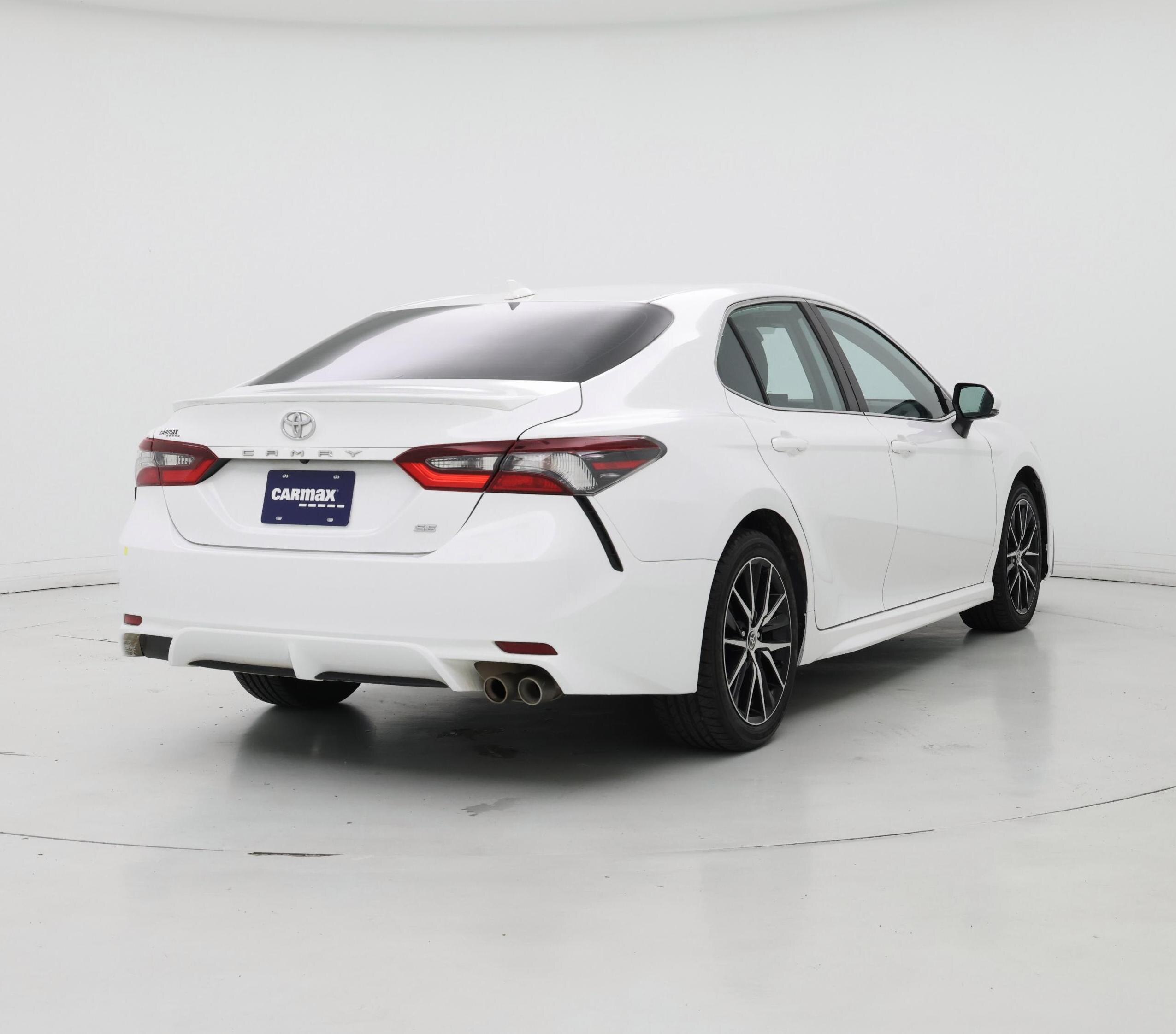 Thumbnail: 2023 Toyota Camry - 8