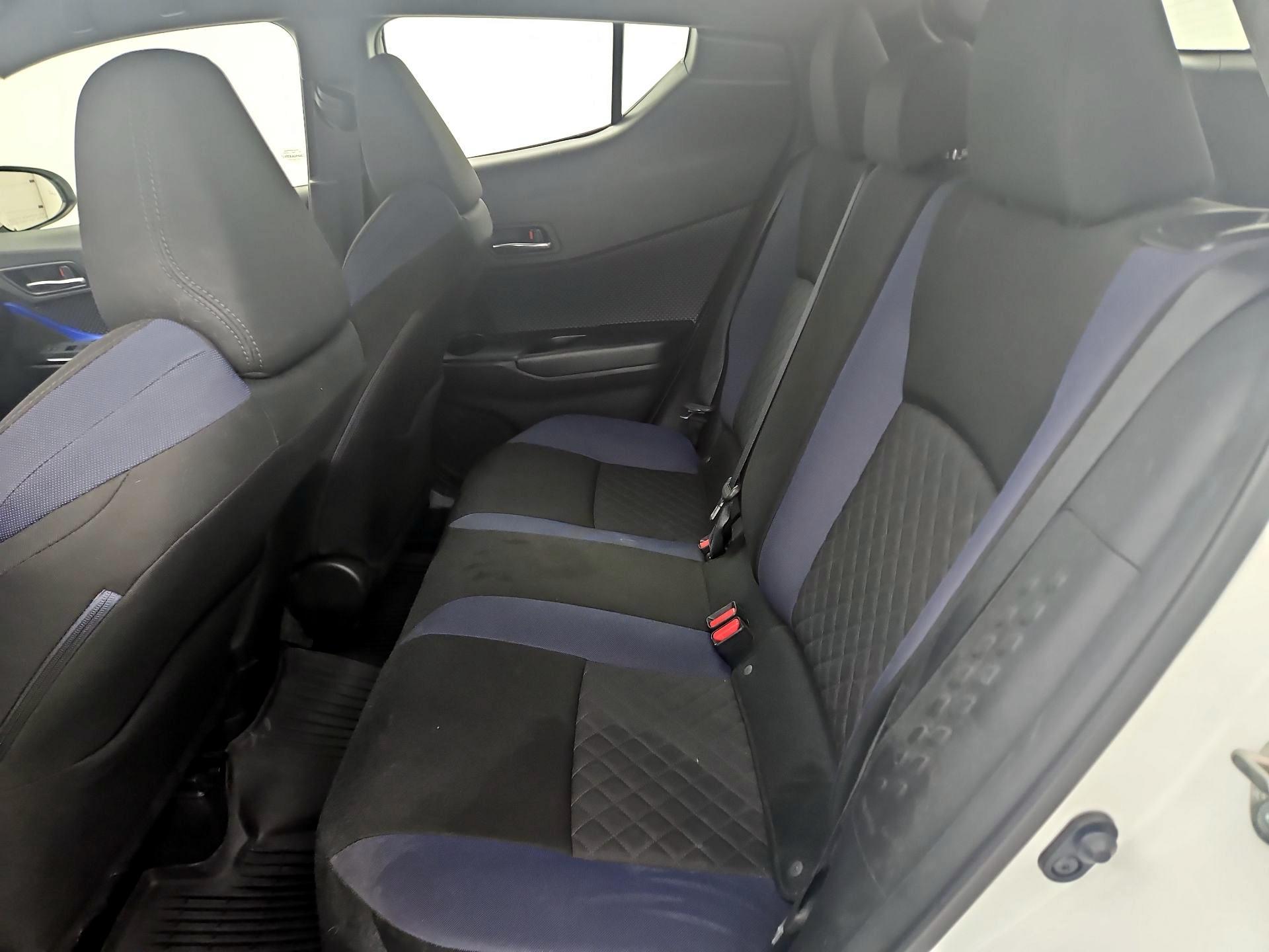 Thumbnail: 2020 Toyota C-HR - 20