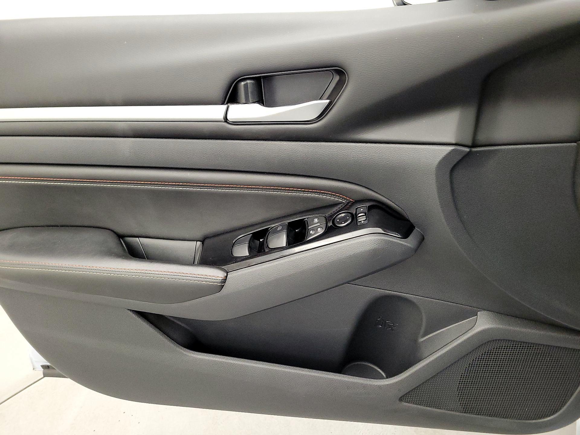 Thumbnail: 2023 Nissan Altima - 12