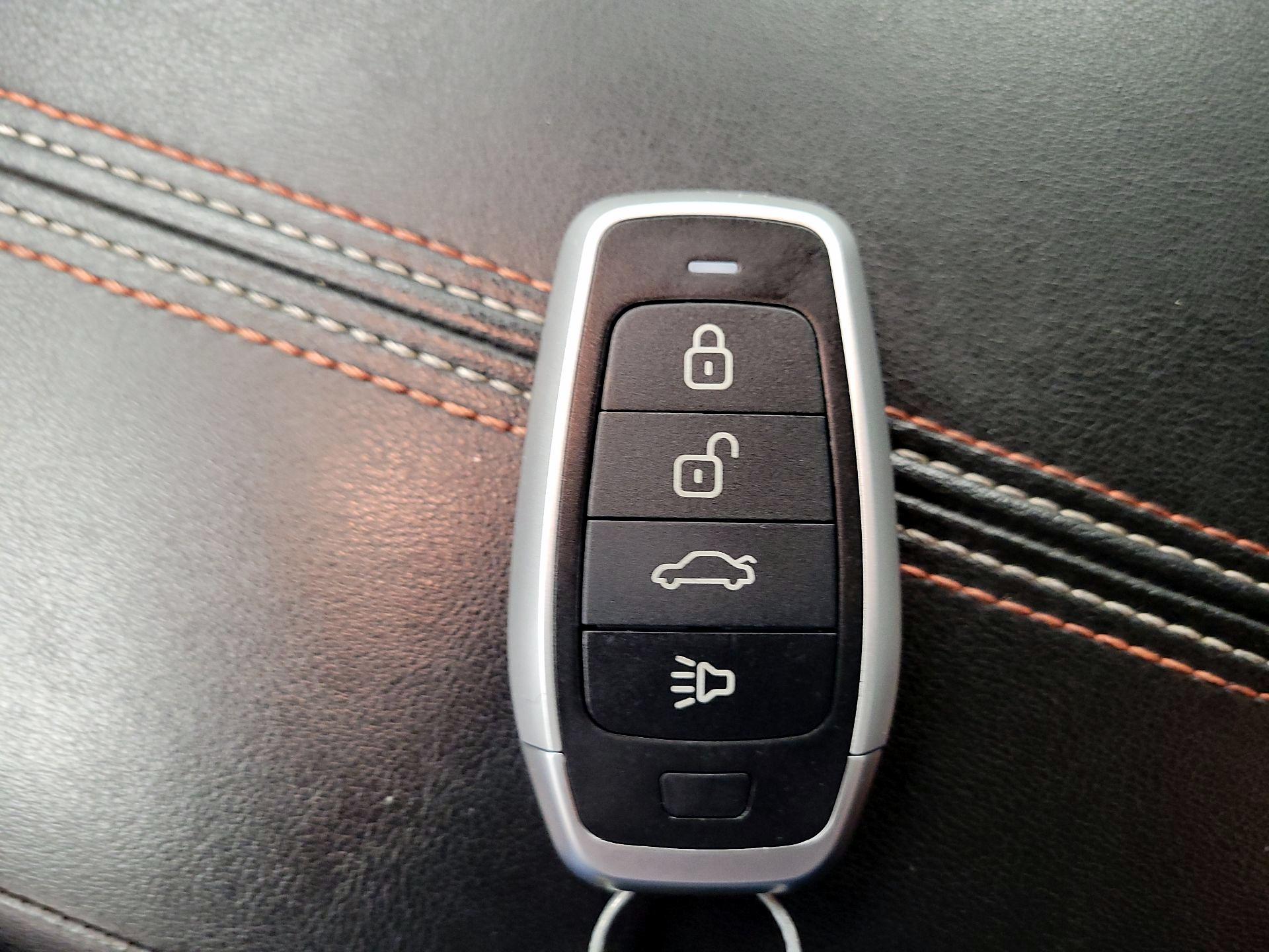 Thumbnail: 2023 Nissan Altima - 18