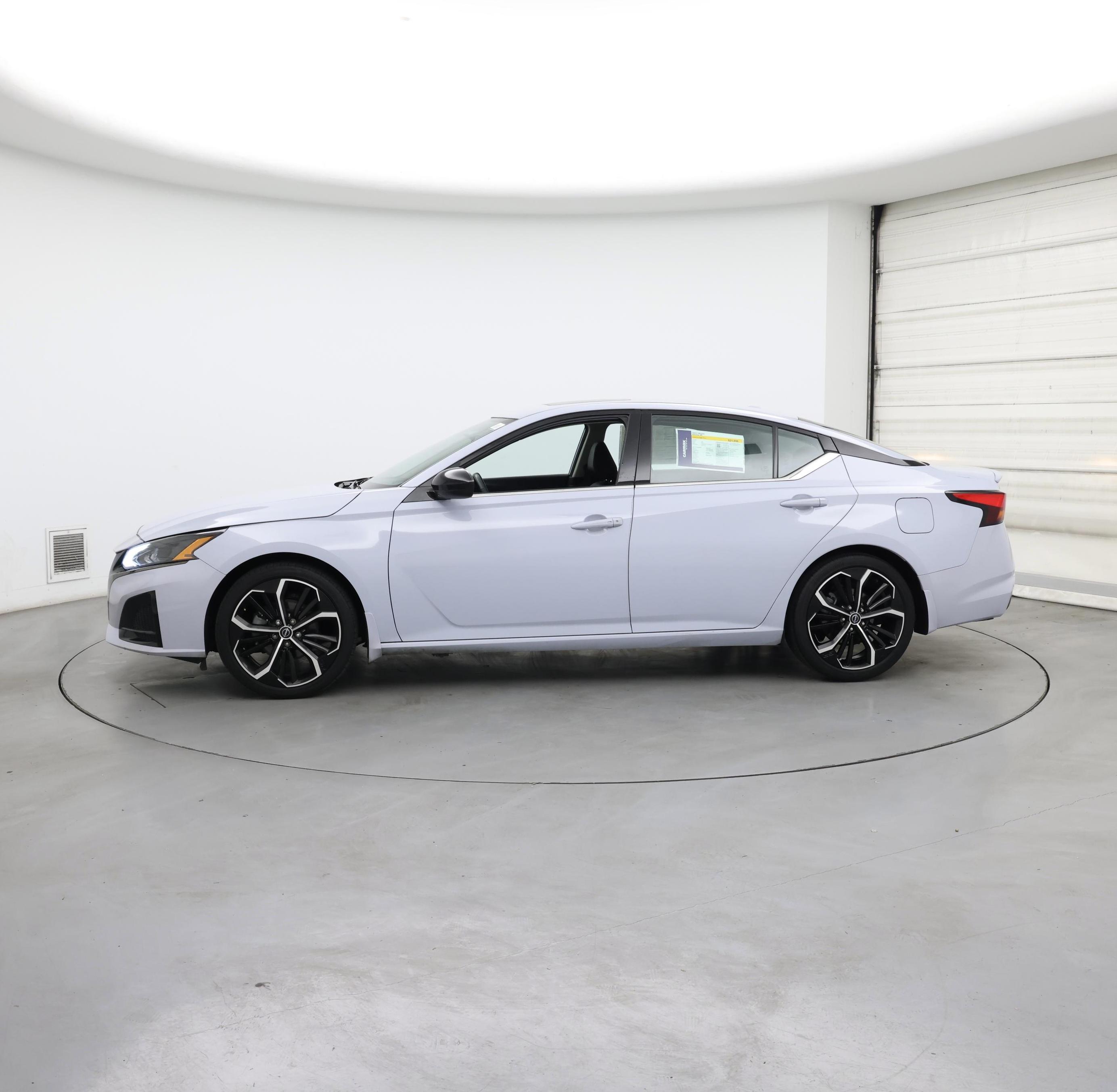 Thumbnail: 2023 Nissan Altima - 3