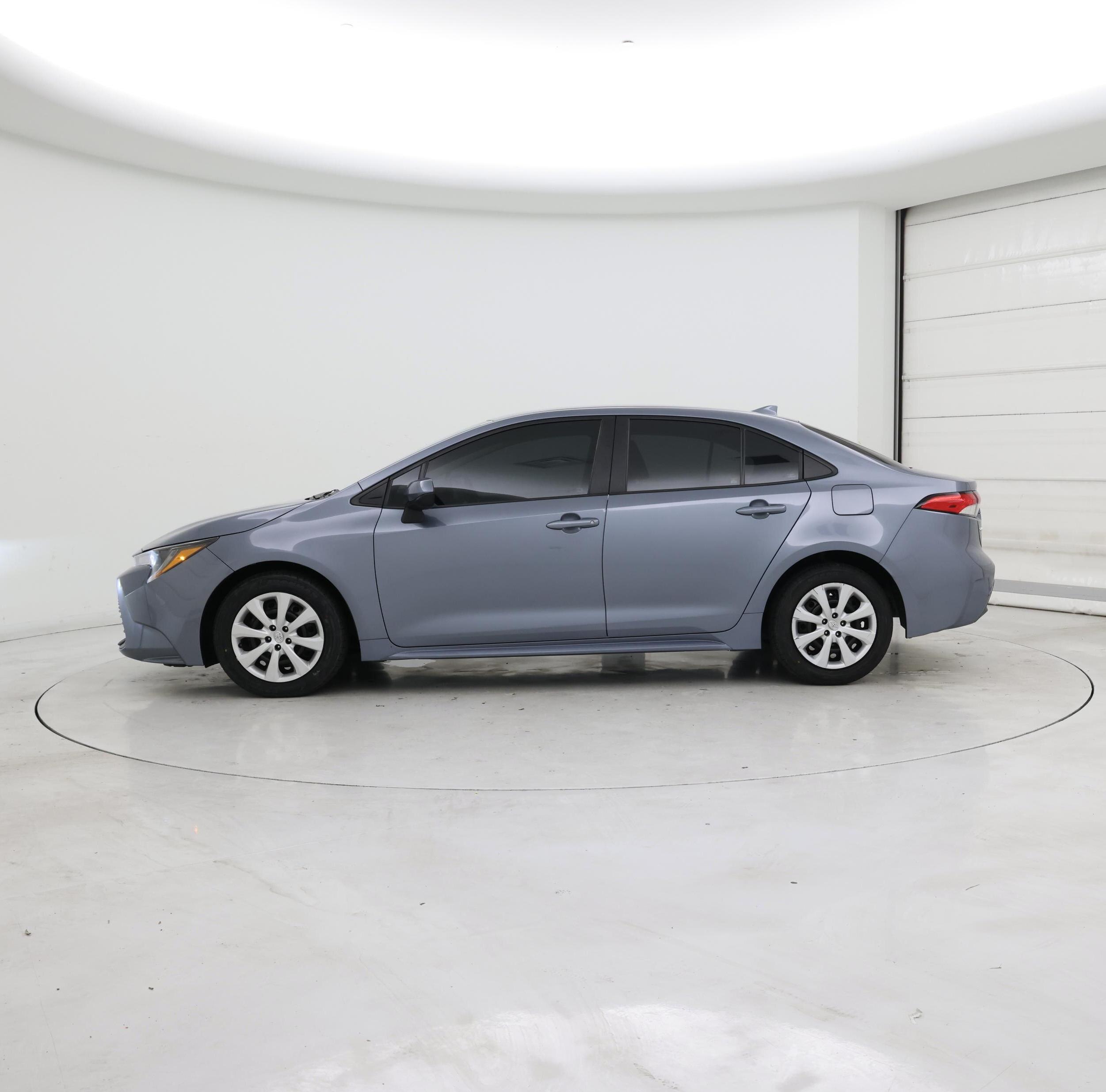 Thumbnail: 2024 Toyota Corolla - 3