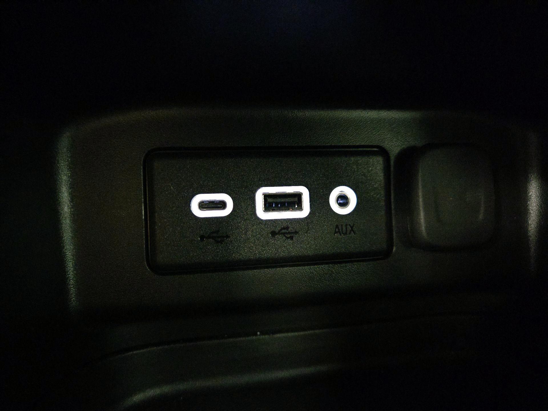 Thumbnail: 2023 Chevrolet Equinox - 18