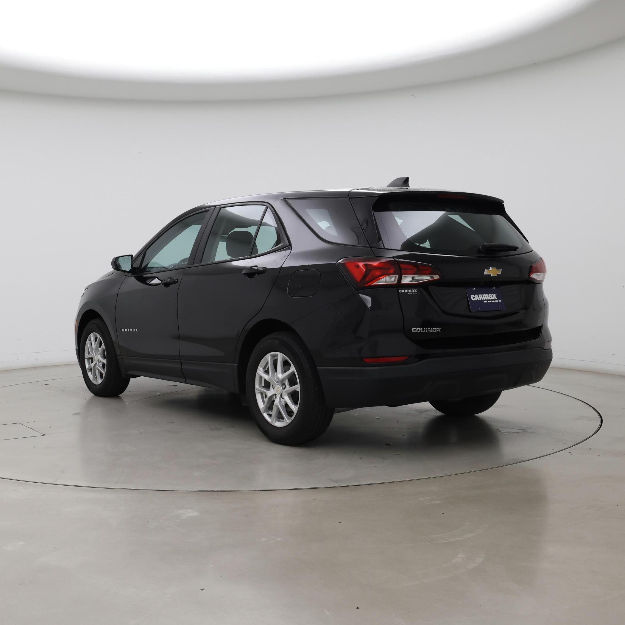 Thumbnail: 2023 Chevrolet Equinox - 2