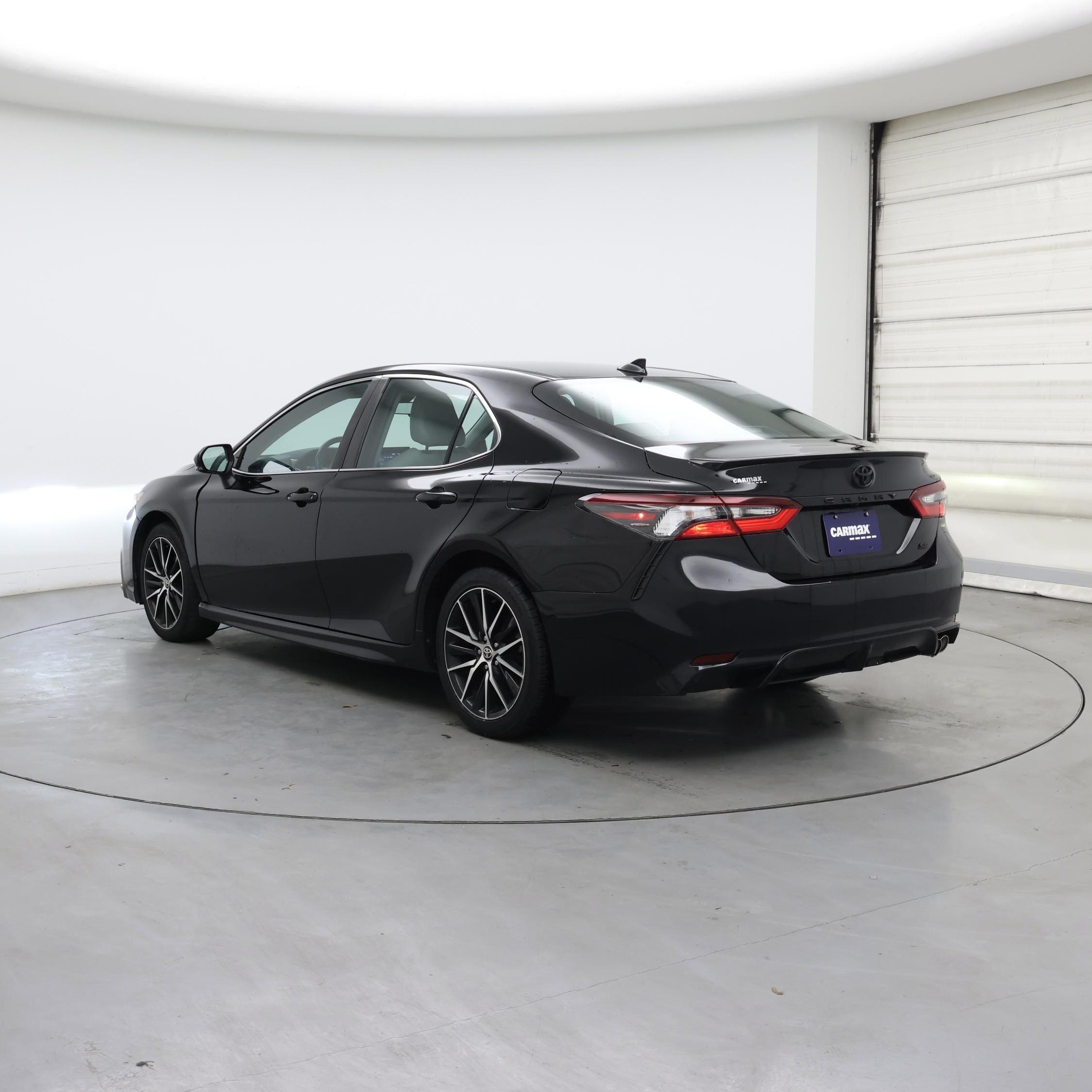 Thumbnail: 2022 Toyota Camry - 2