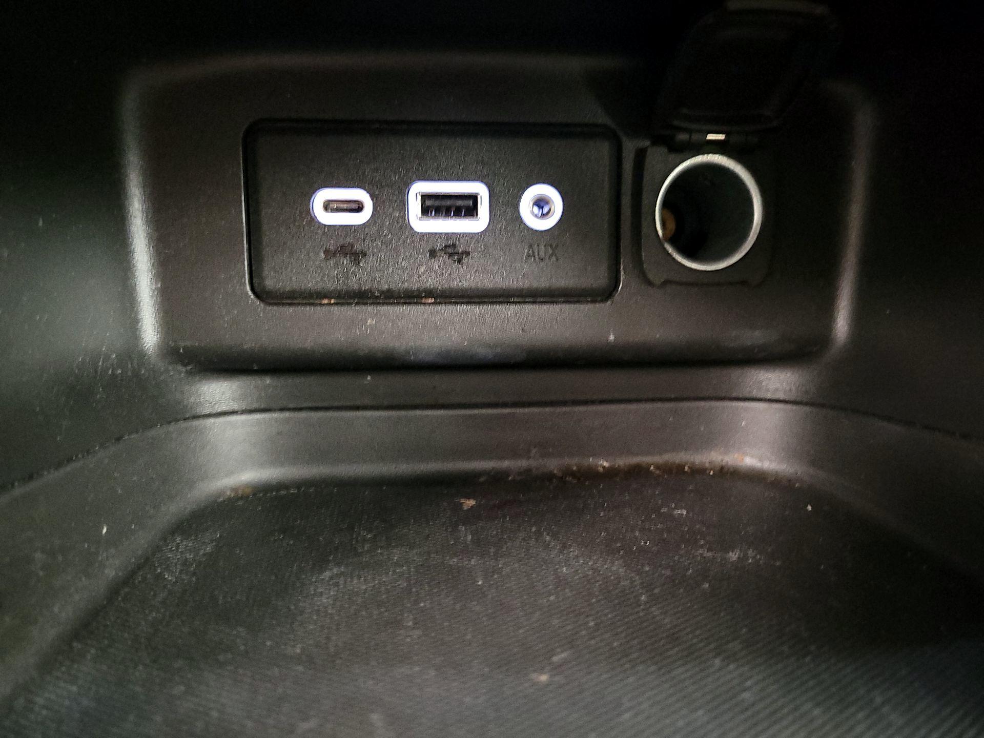 Thumbnail: 2022 Chevrolet Equinox - 18