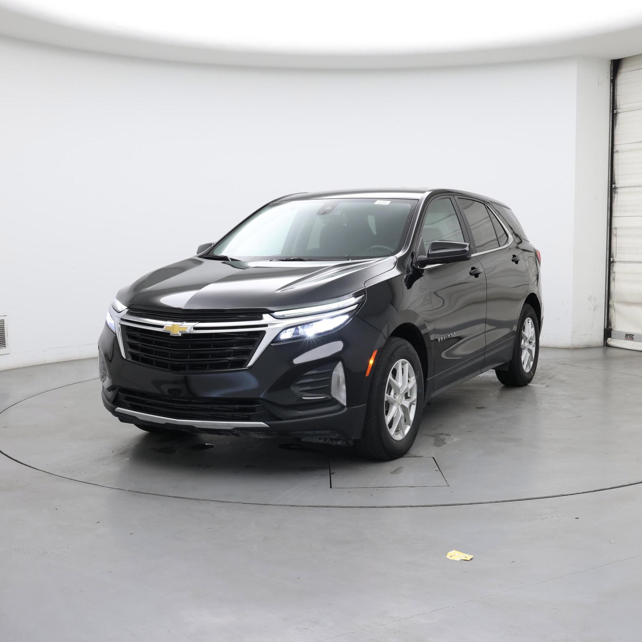 Thumbnail: 2022 Chevrolet Equinox - 4