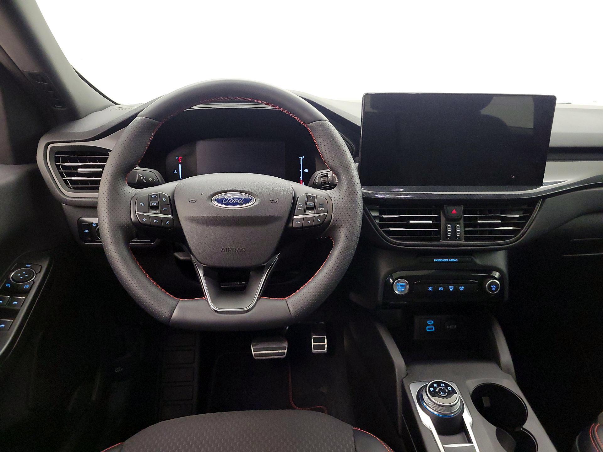 Thumbnail: 2023 Ford Escape - 10